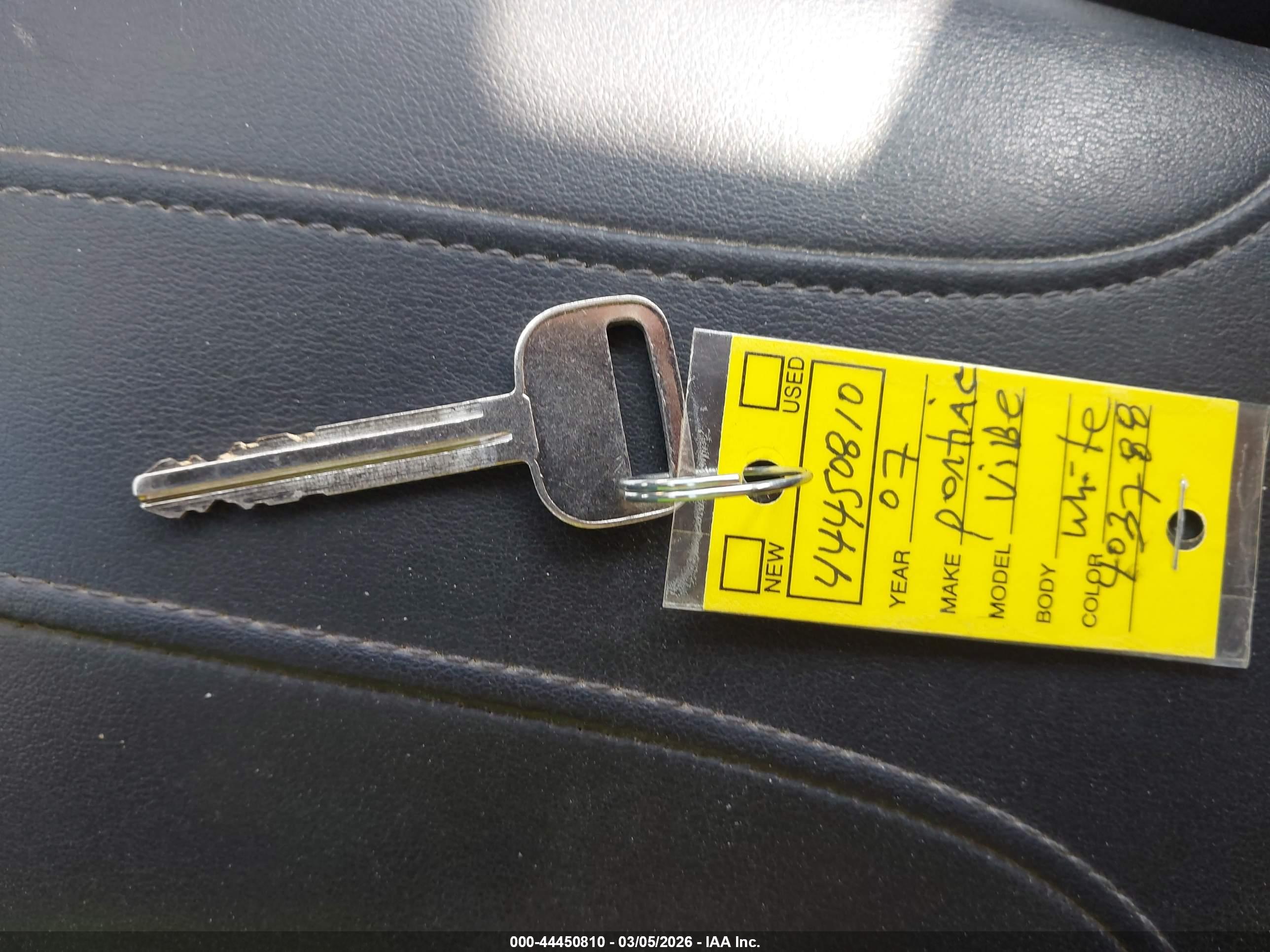 PONTIAC VIBE image 11