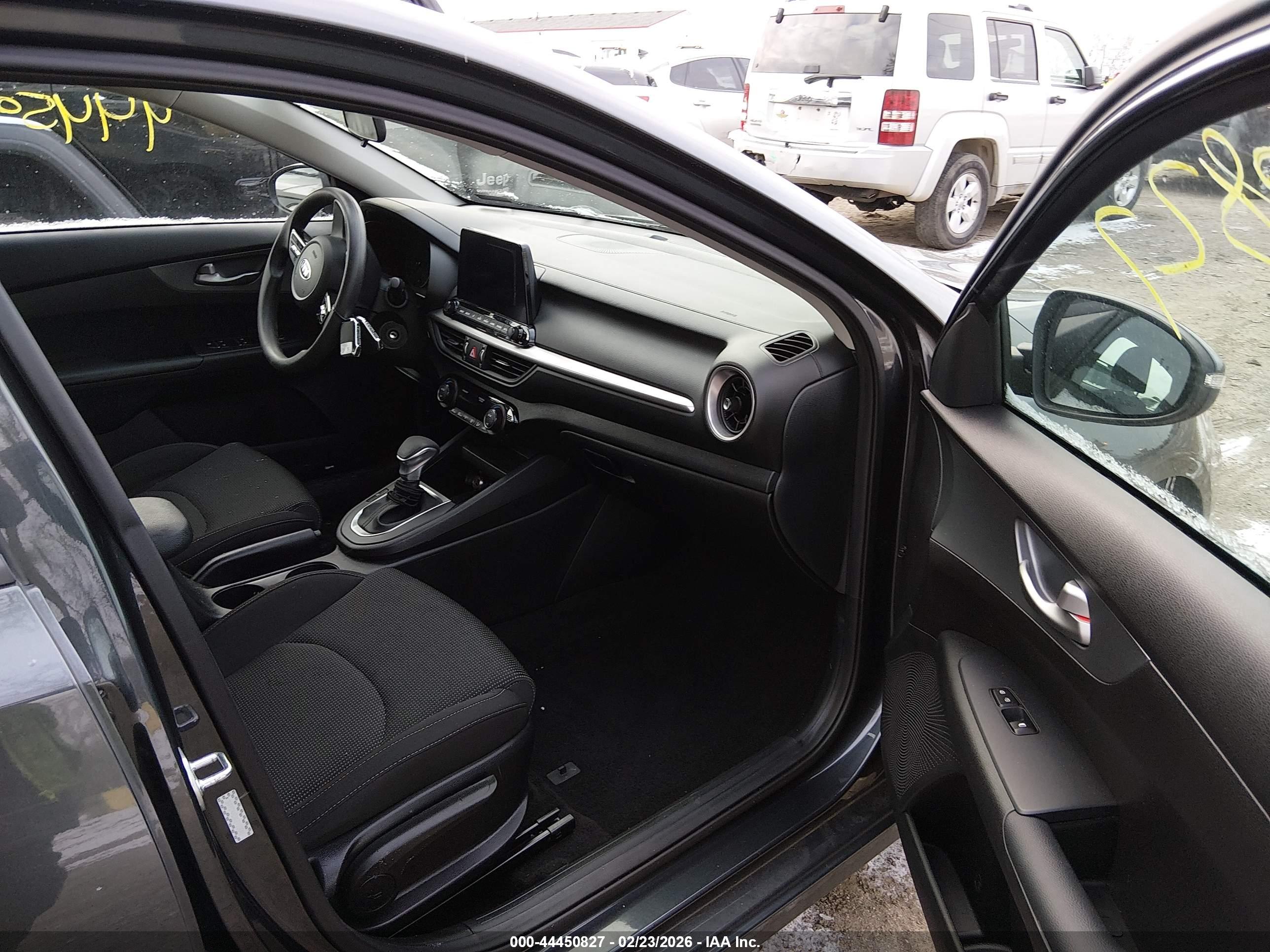 KIA FORTE image 5