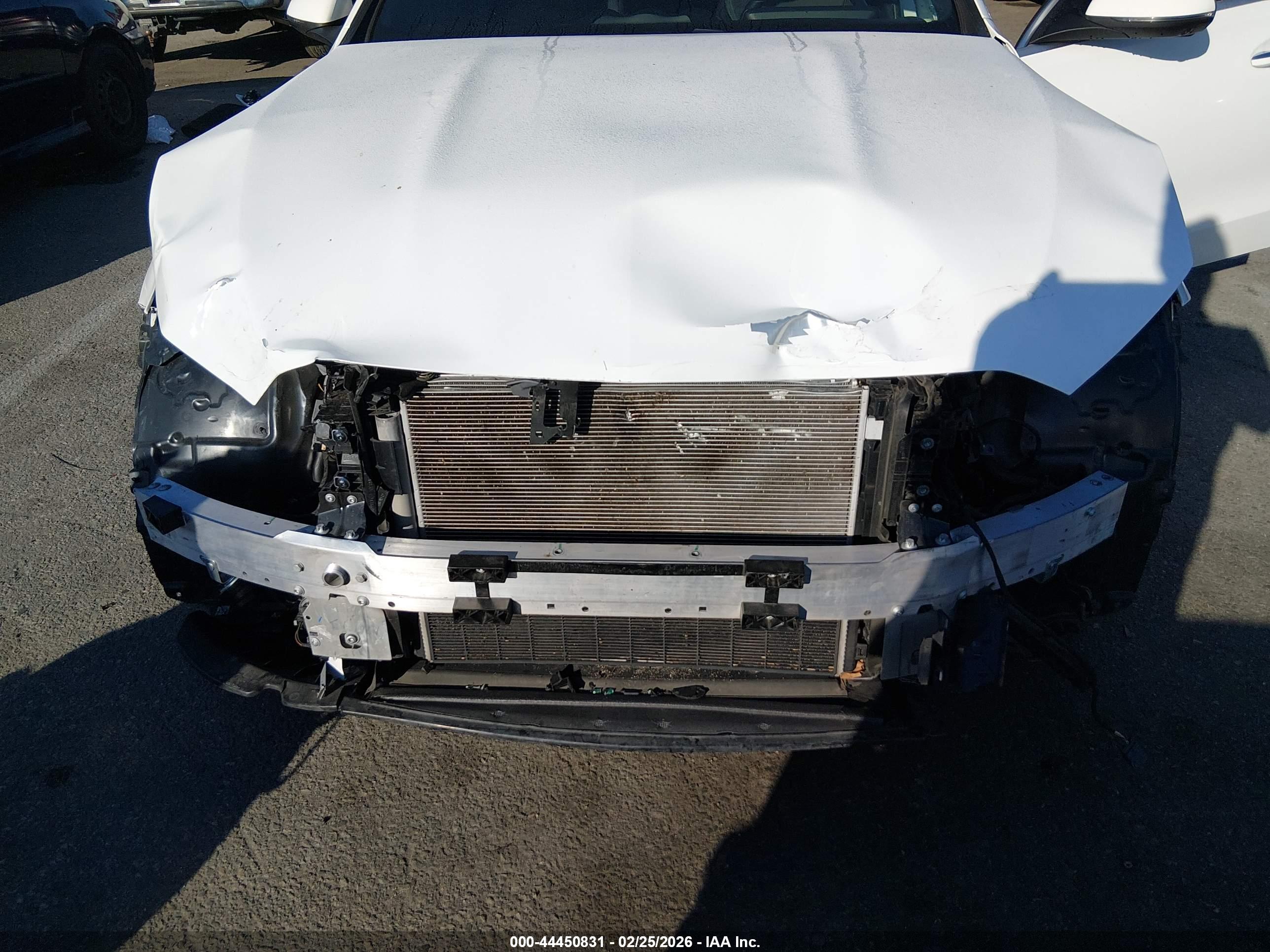 MERCEDES-BENZ C image 6