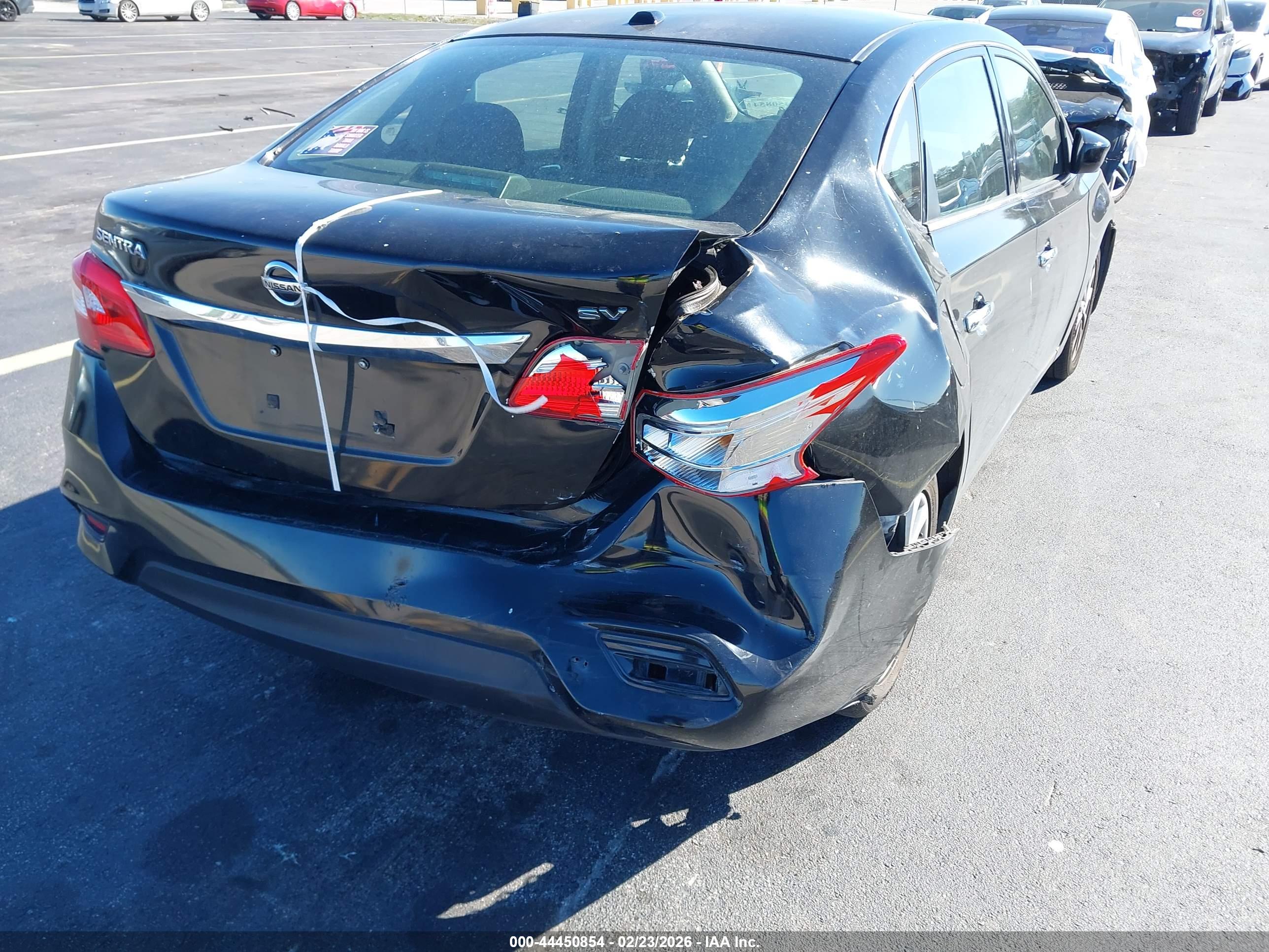 NISSAN SENTRA image 6
