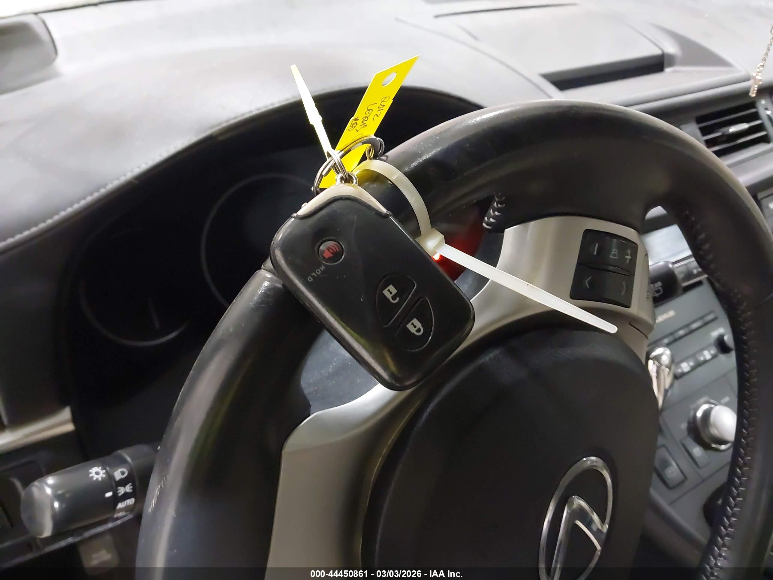 LEXUS CT image 11