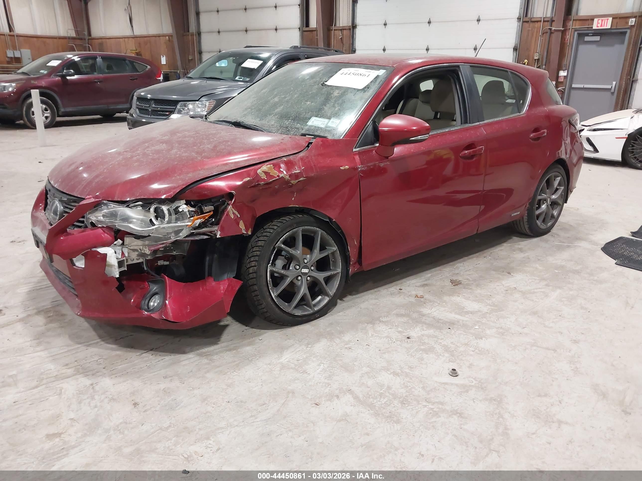 LEXUS CT image 2