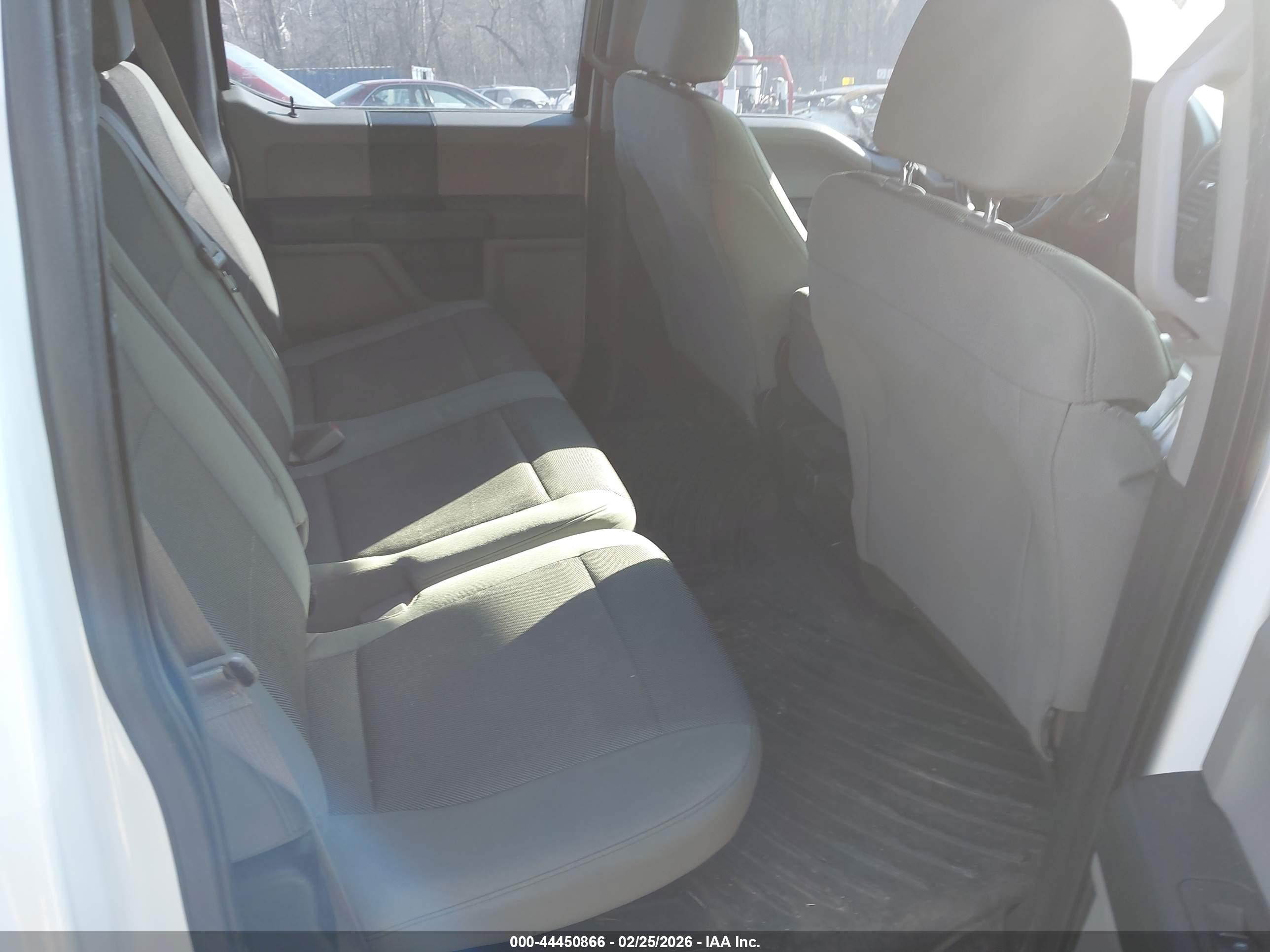 FORD F-150 image 8