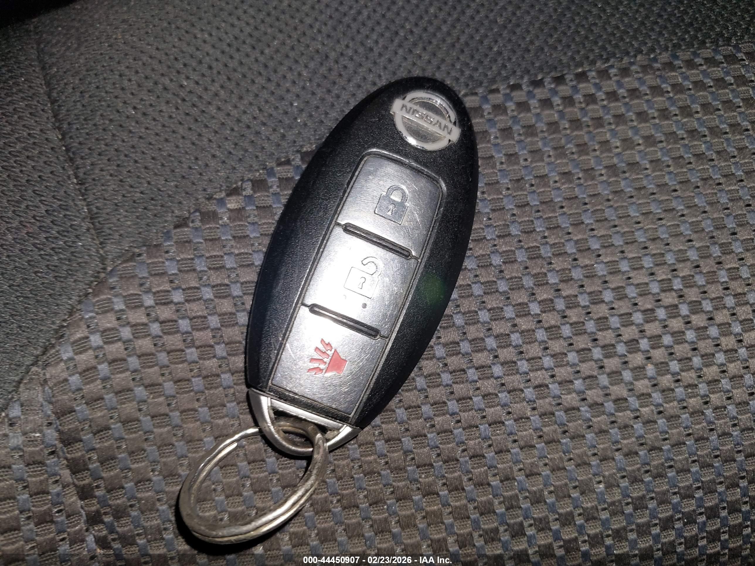 NISSAN ROGUE image 11