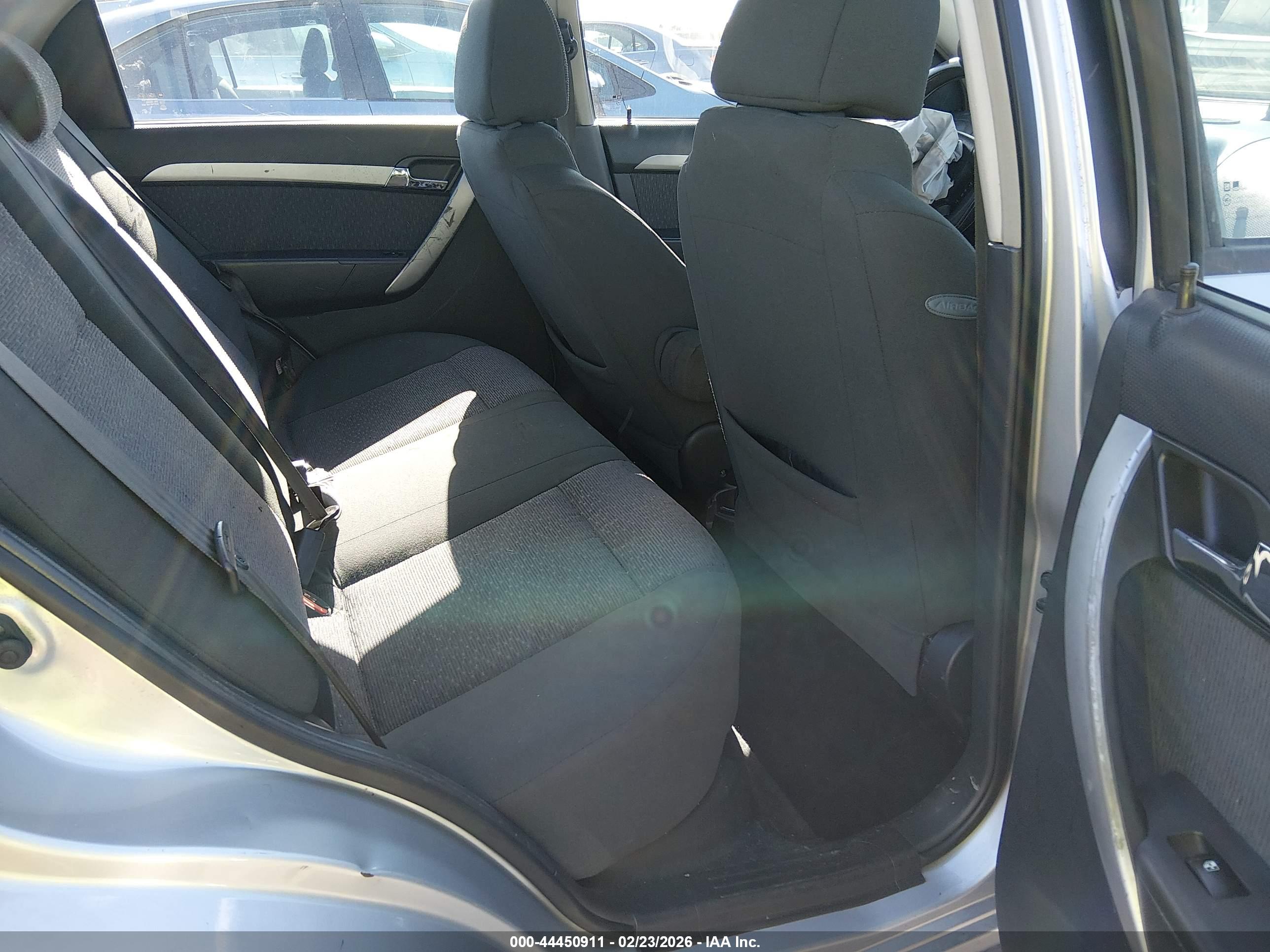 CHEVROLET AVEO image 8