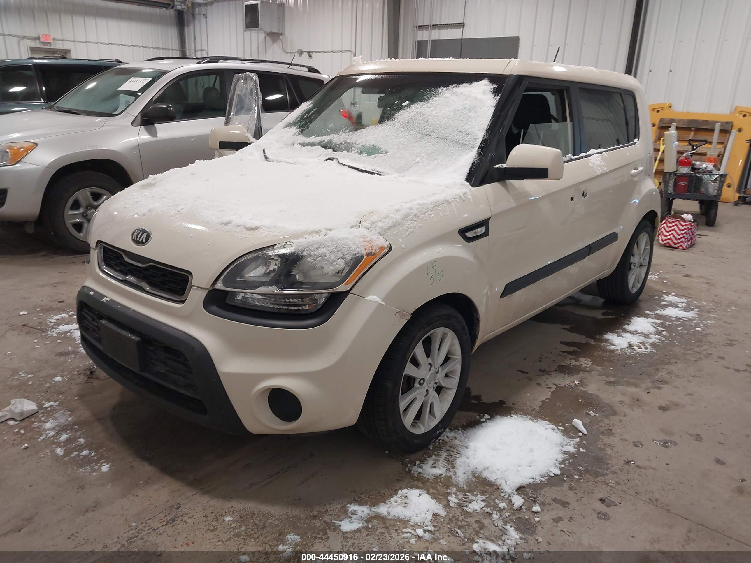 KIA SOUL image 2