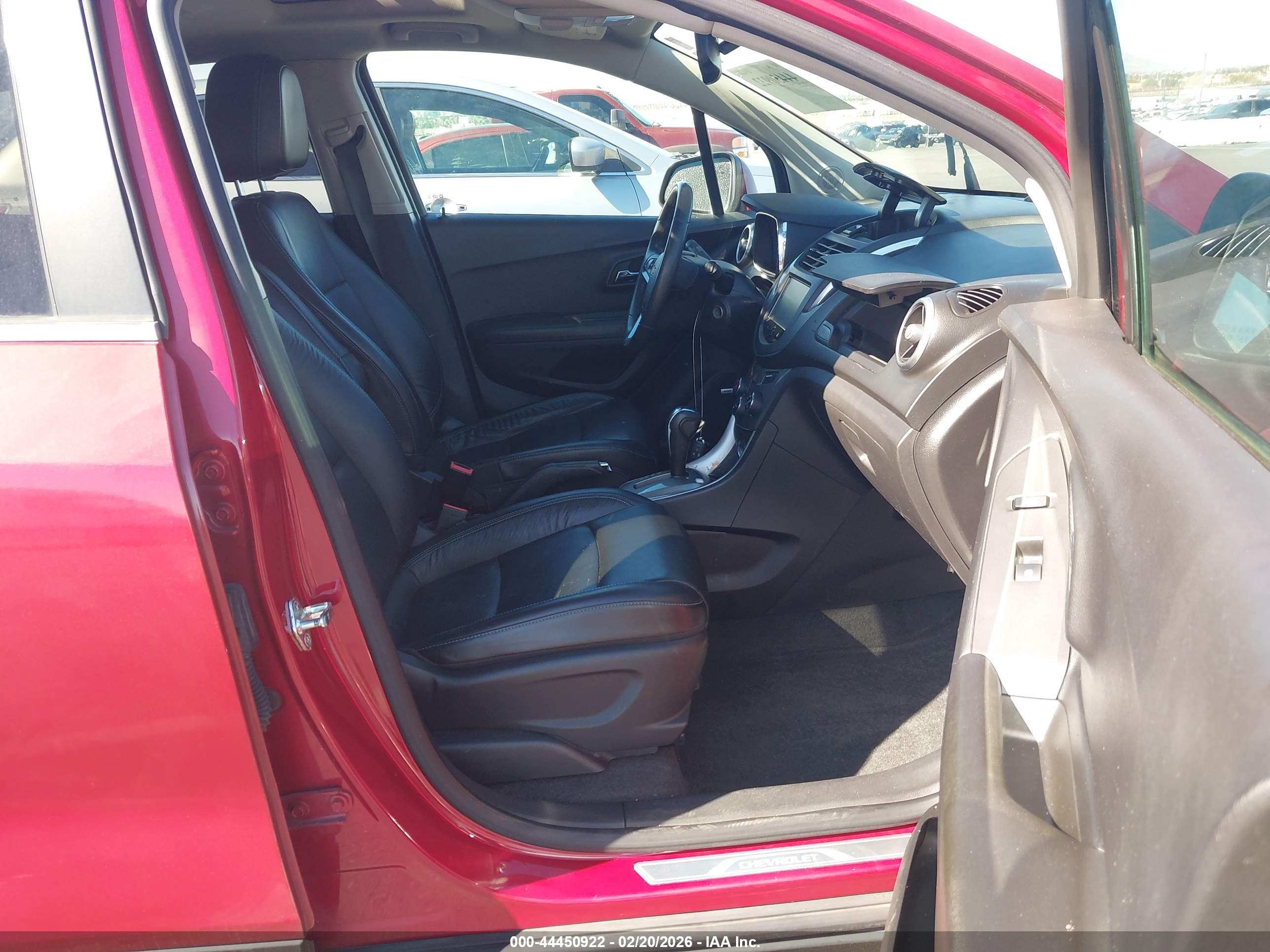 CHEVROLET TRAX image 5