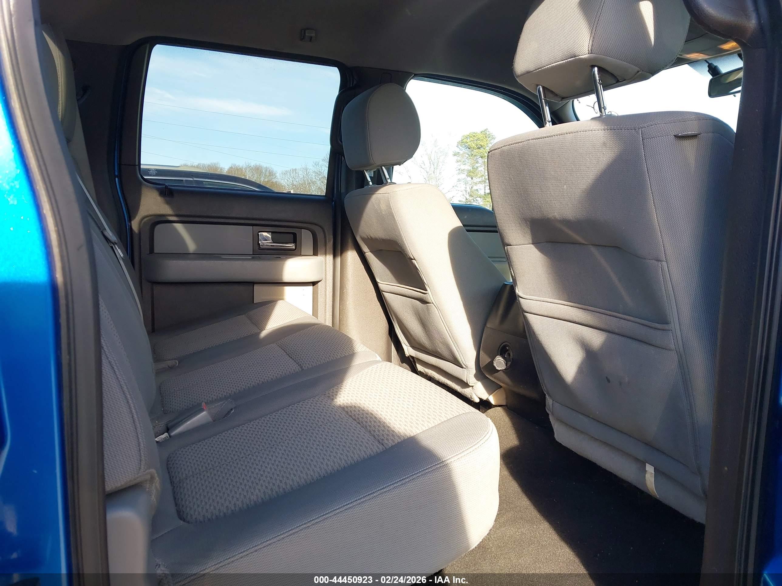 FORD F-150 image 8