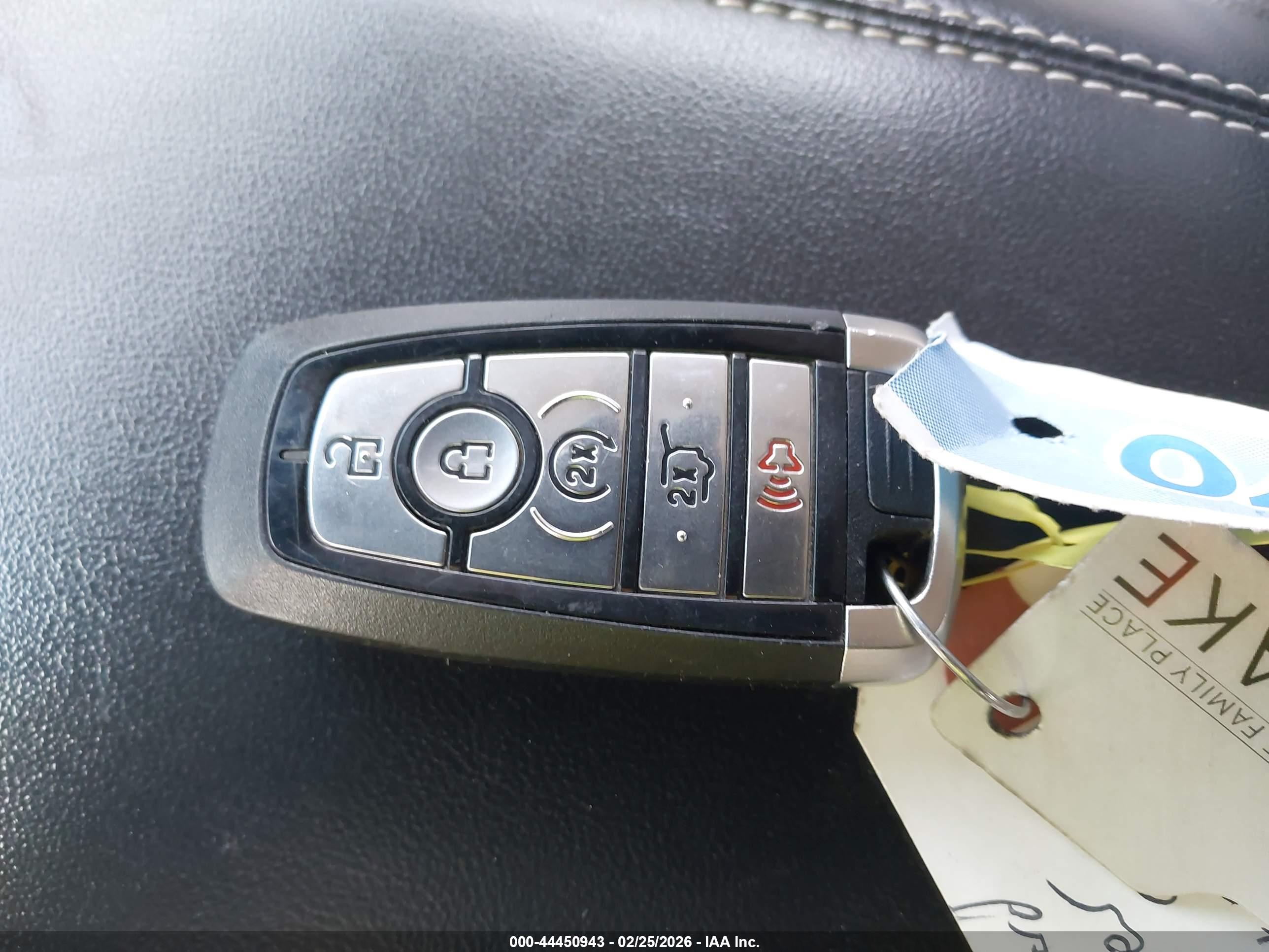 FORD EXPLORER image 11