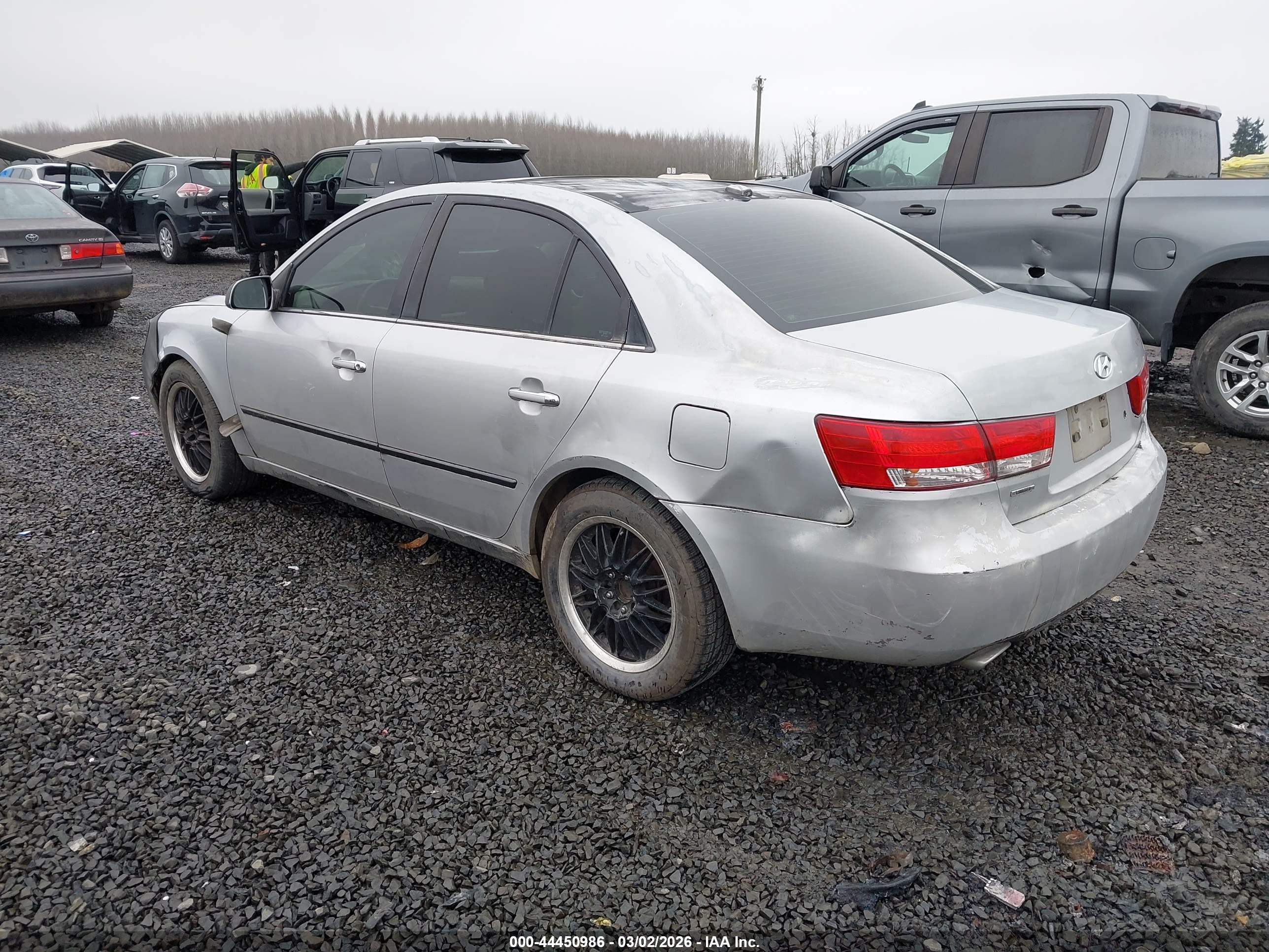 HYUNDAI SONATA image 3