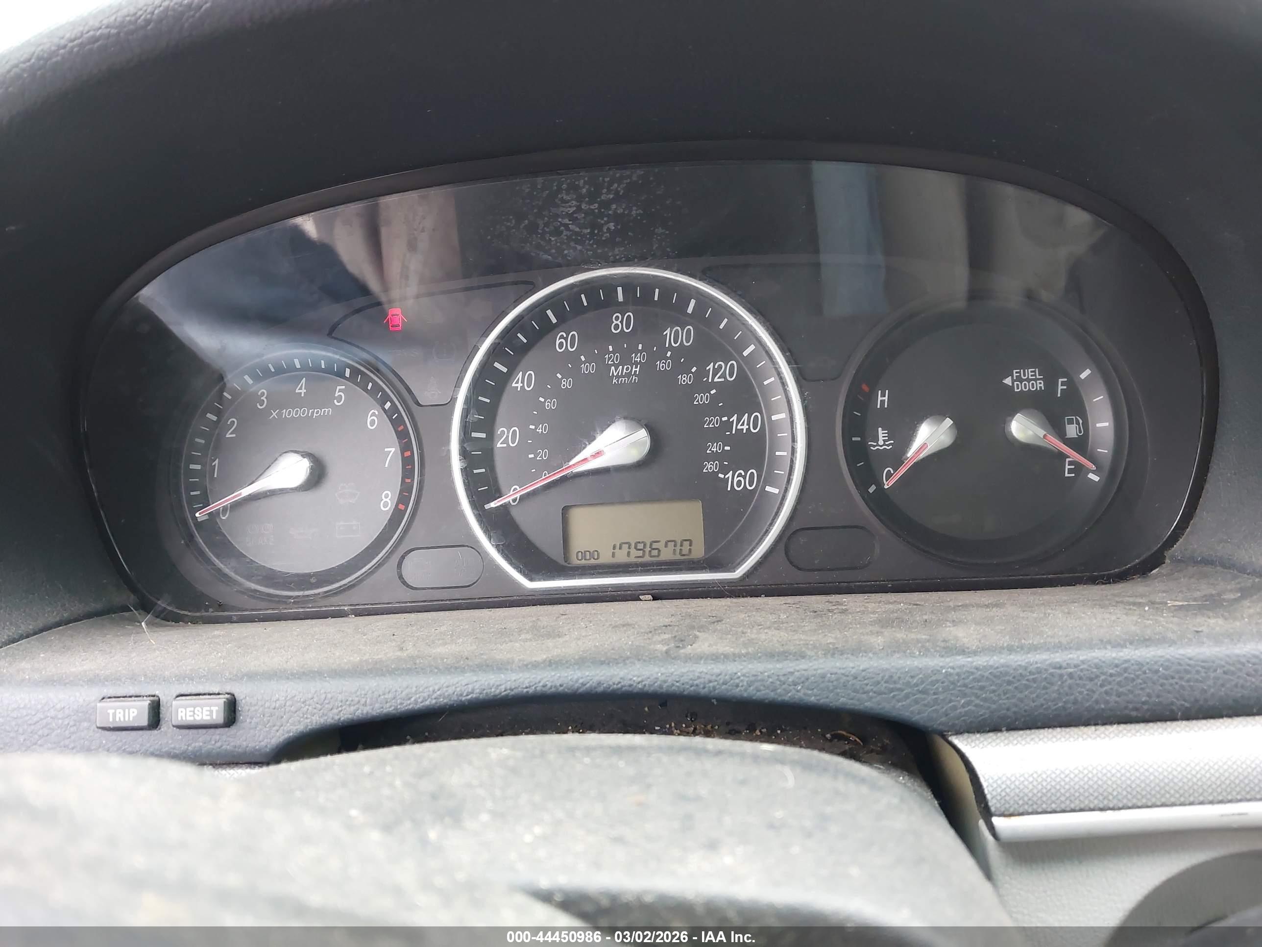HYUNDAI SONATA image 7