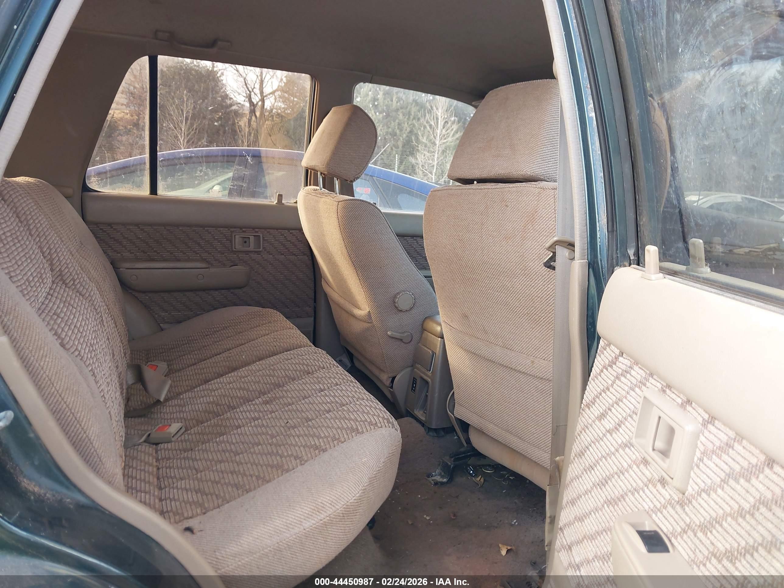 TOYOTA 4RUNNER image 8
