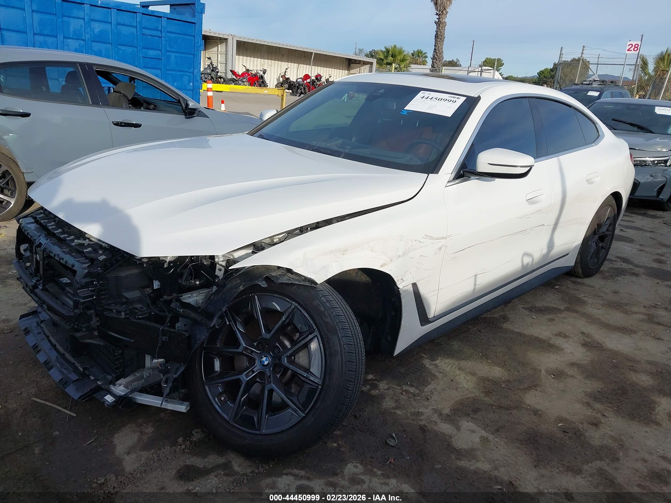BMW I4 image 2