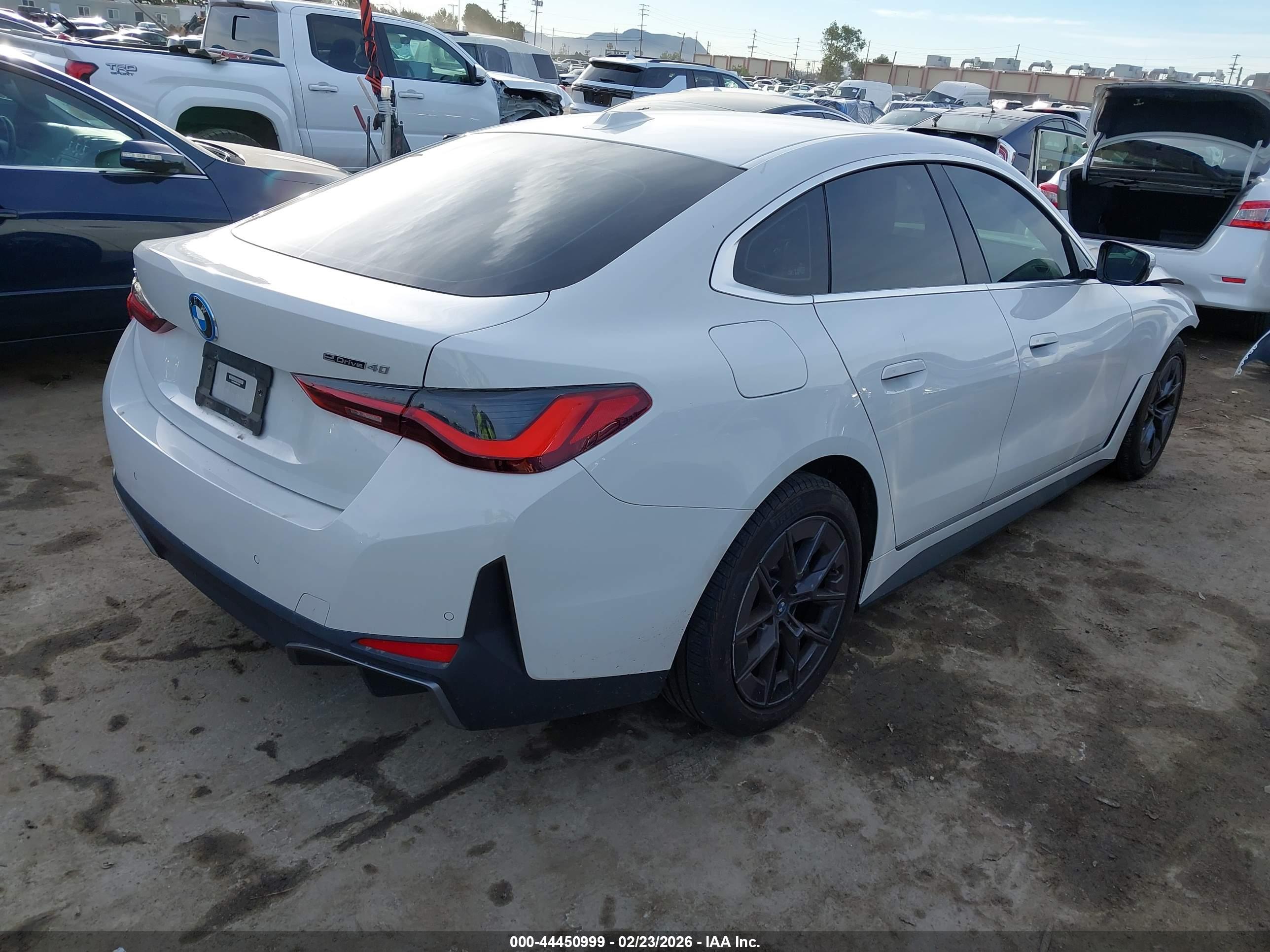 BMW I4 image 4