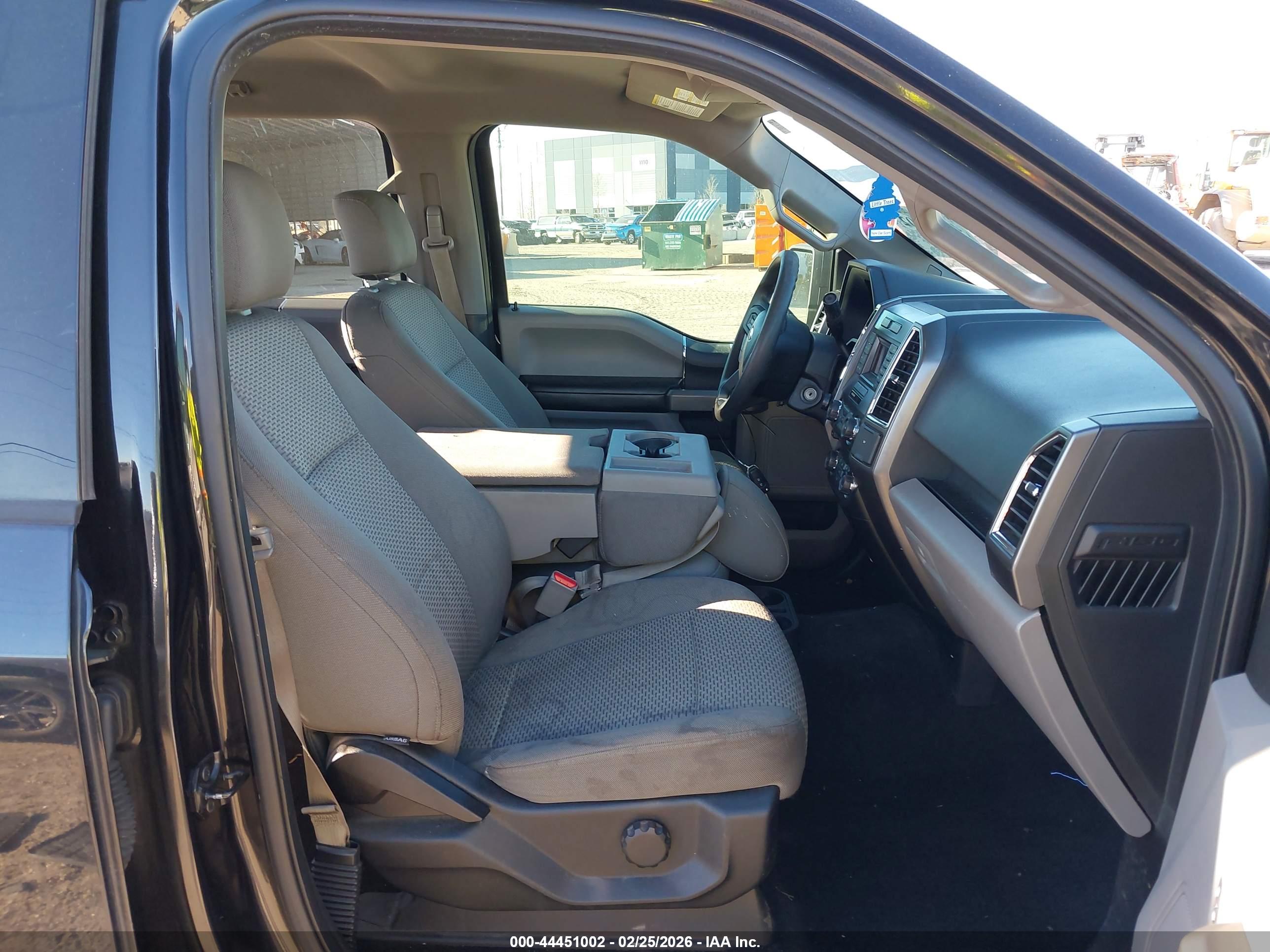 FORD F-150 image 5