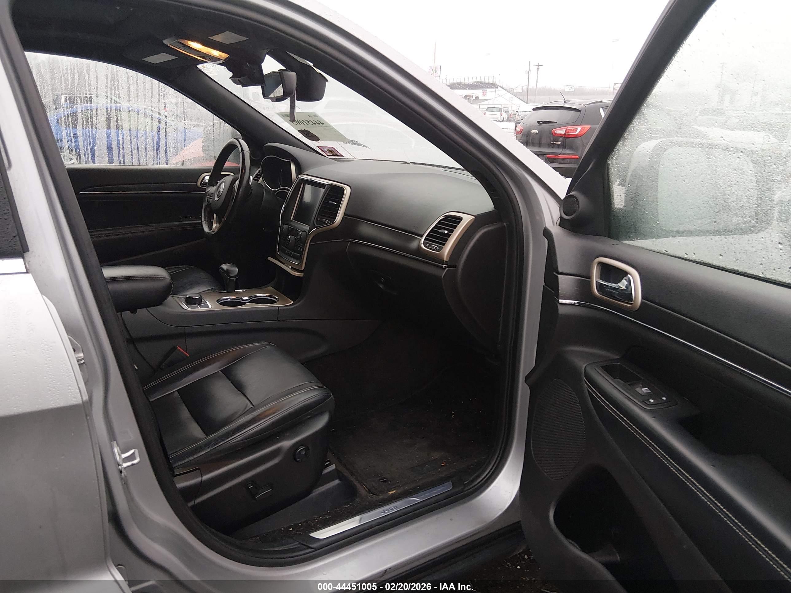 JEEP GRAND image 5