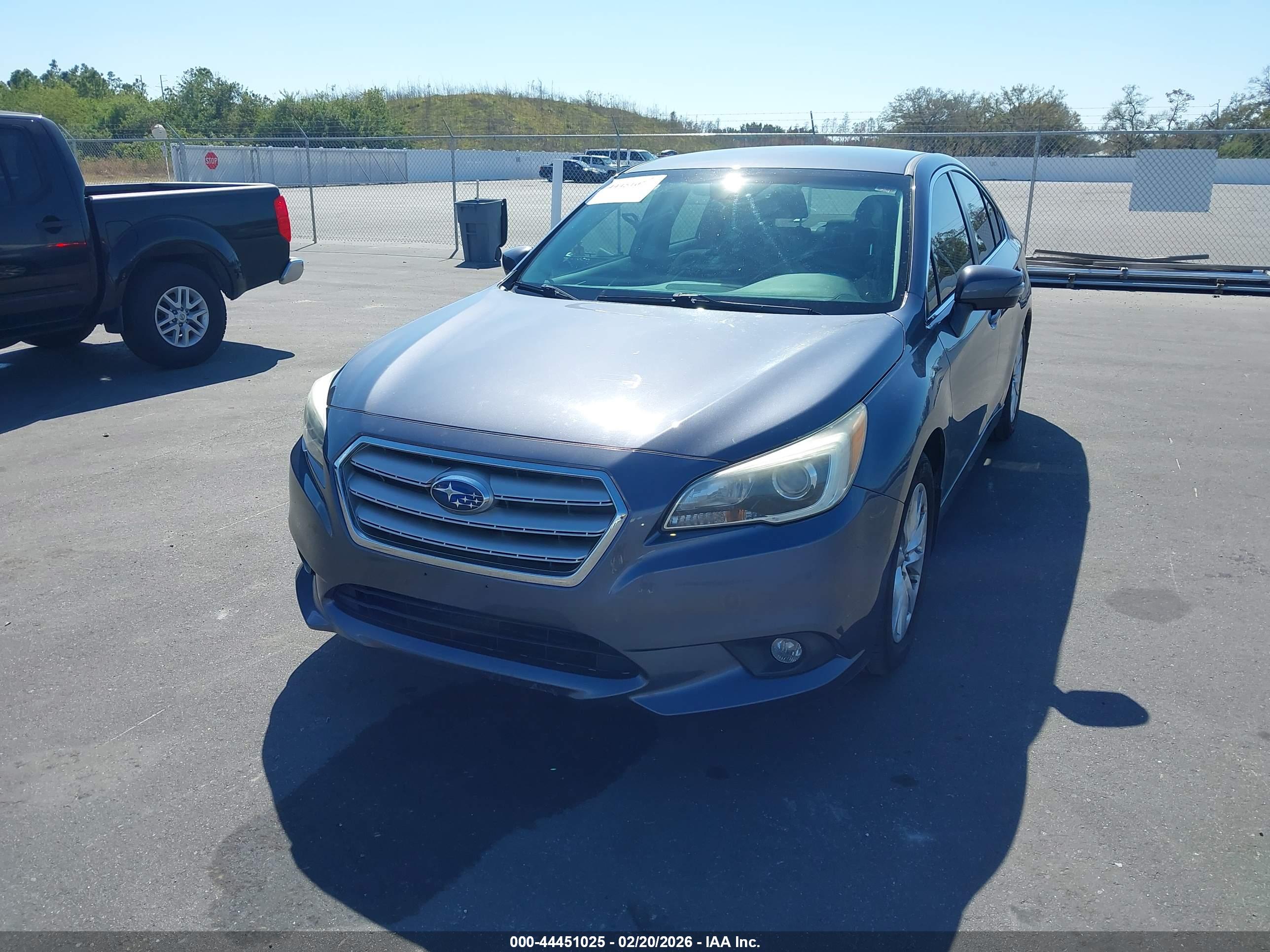 SUBARU LEGACY image 2