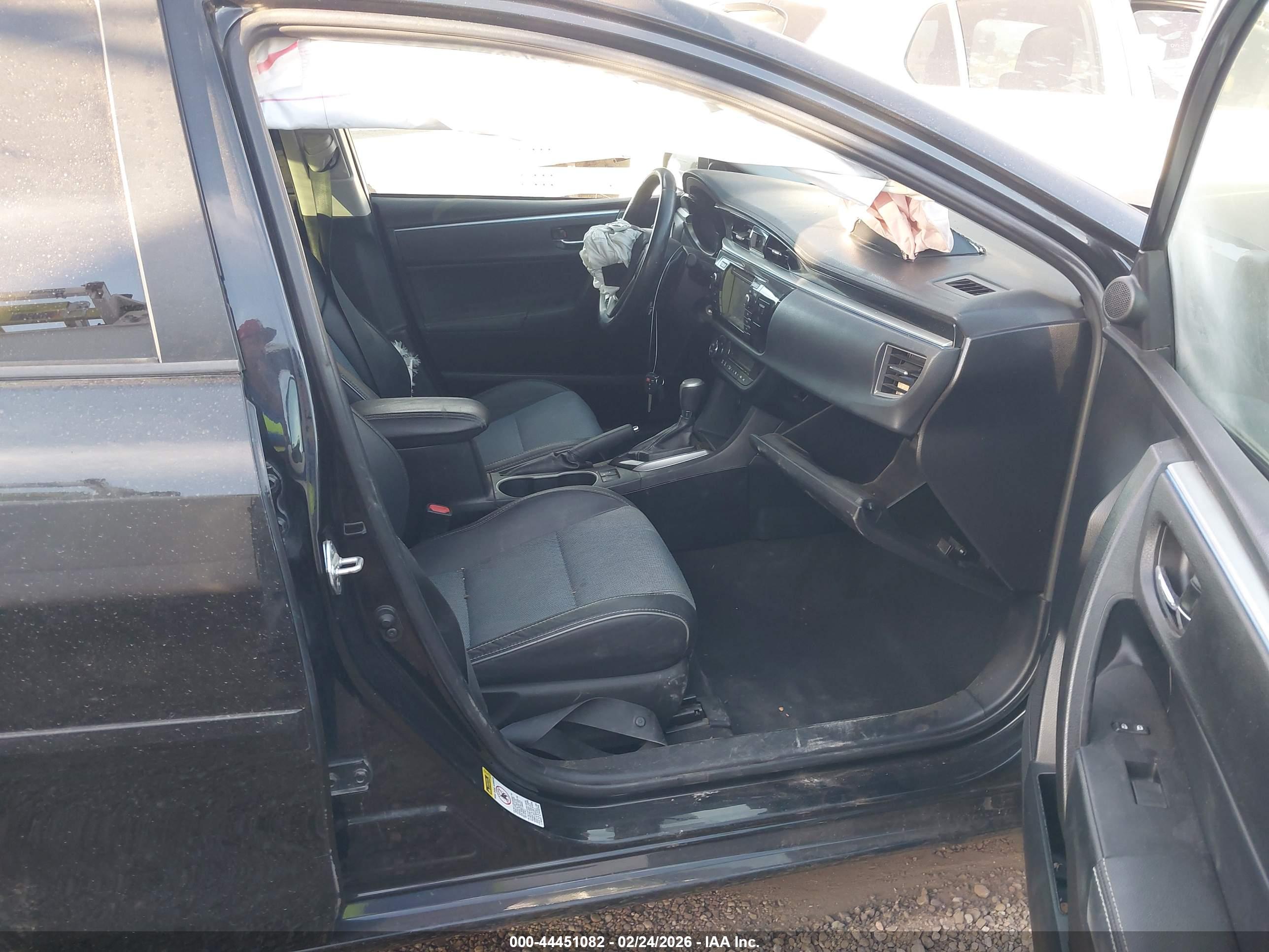 TOYOTA COROLLA image 5