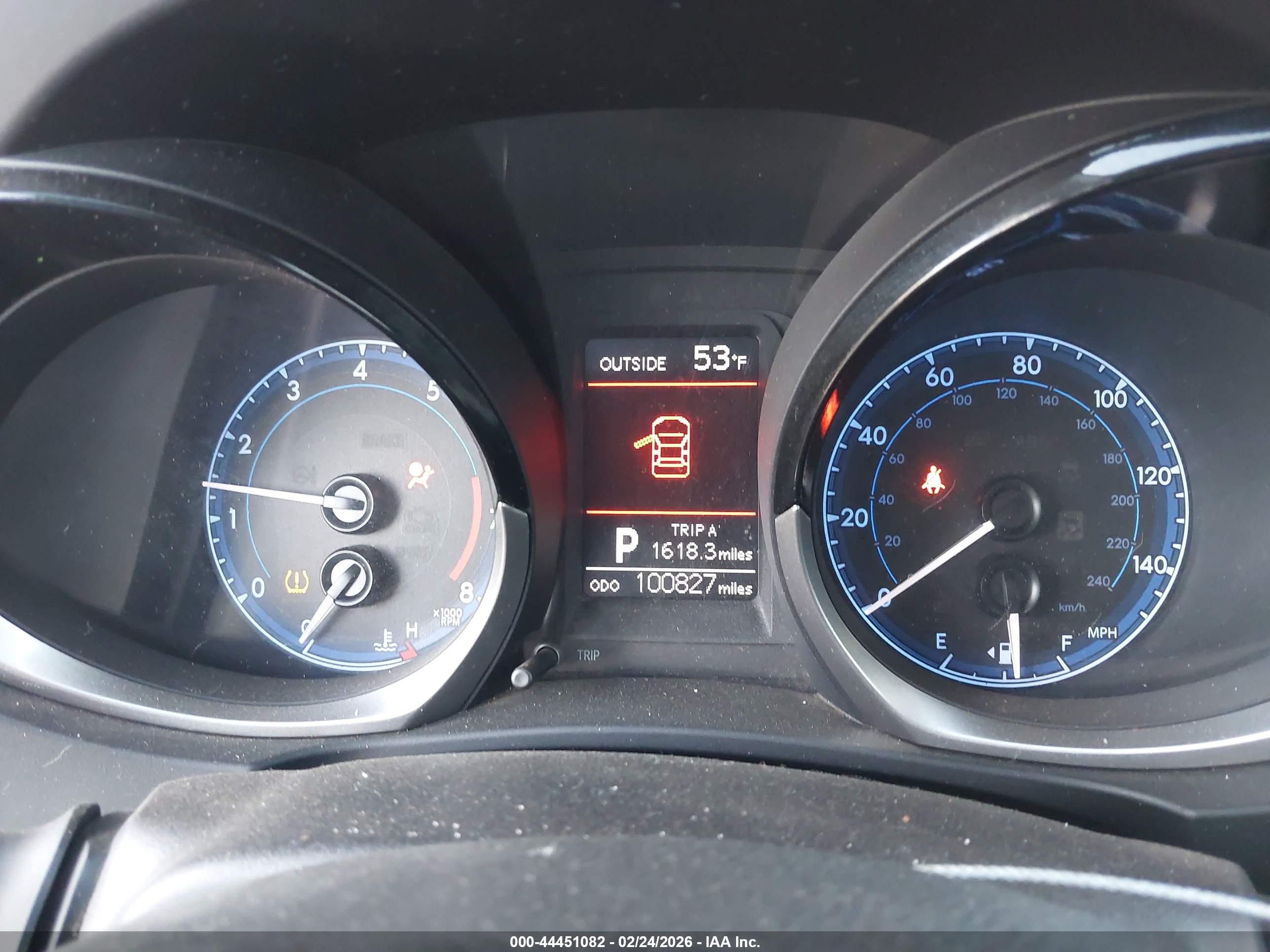 TOYOTA COROLLA image 7