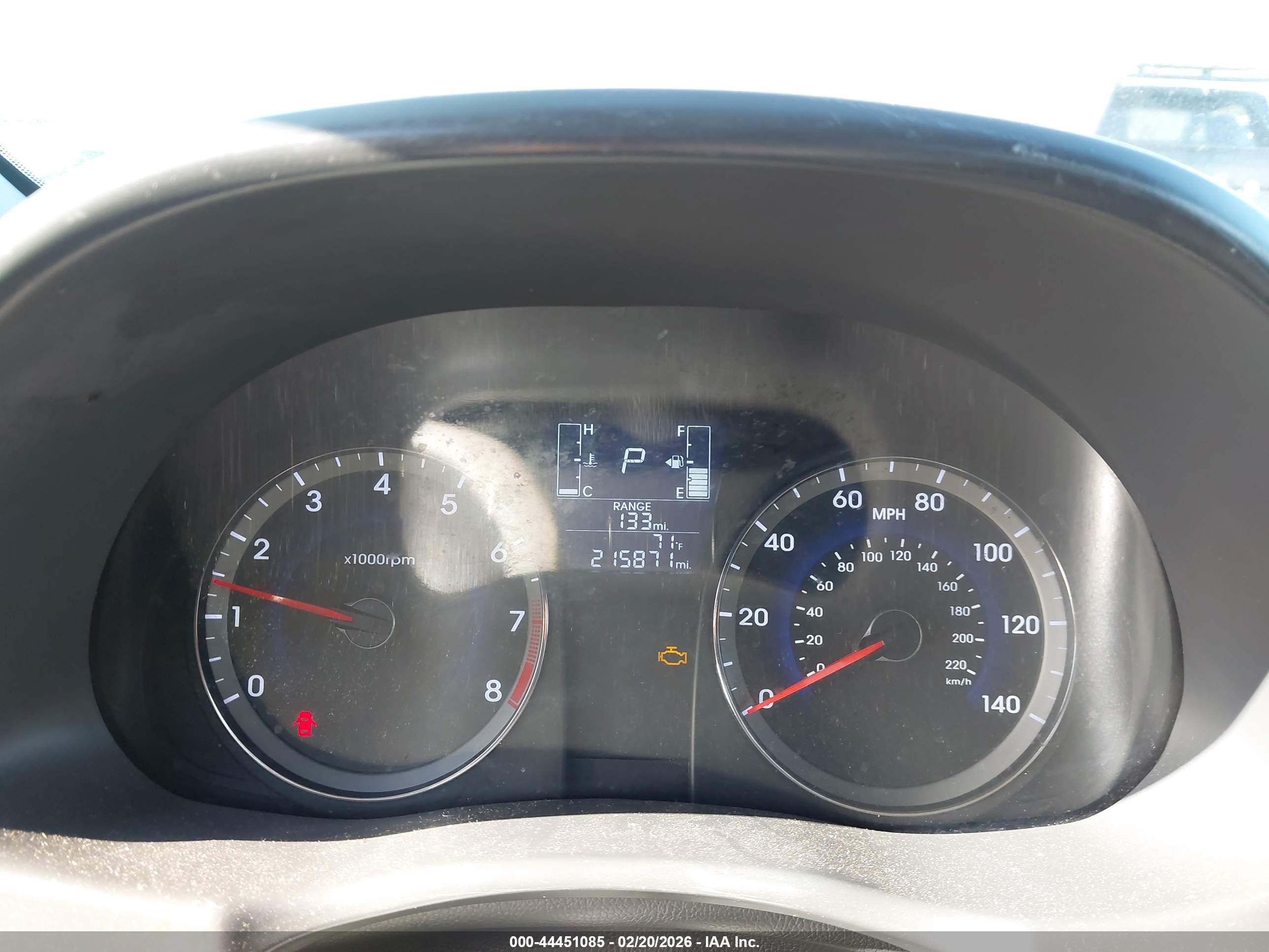 HYUNDAI ACCENT image 7