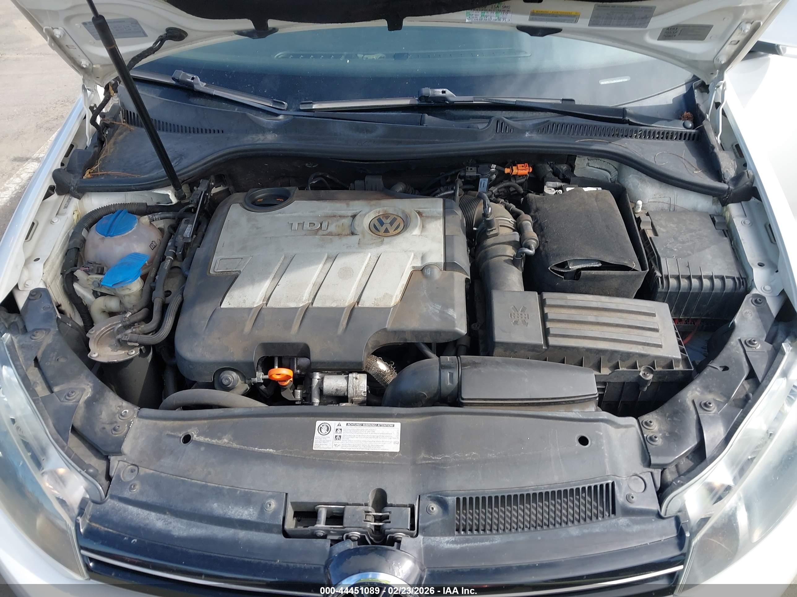 VOLKSWAGEN JETTA image 10