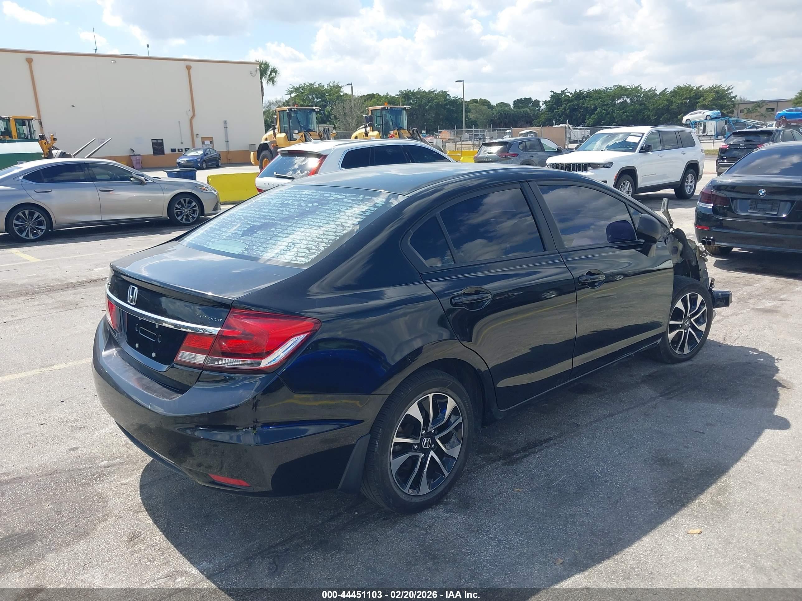 HONDA CIVIC image 4