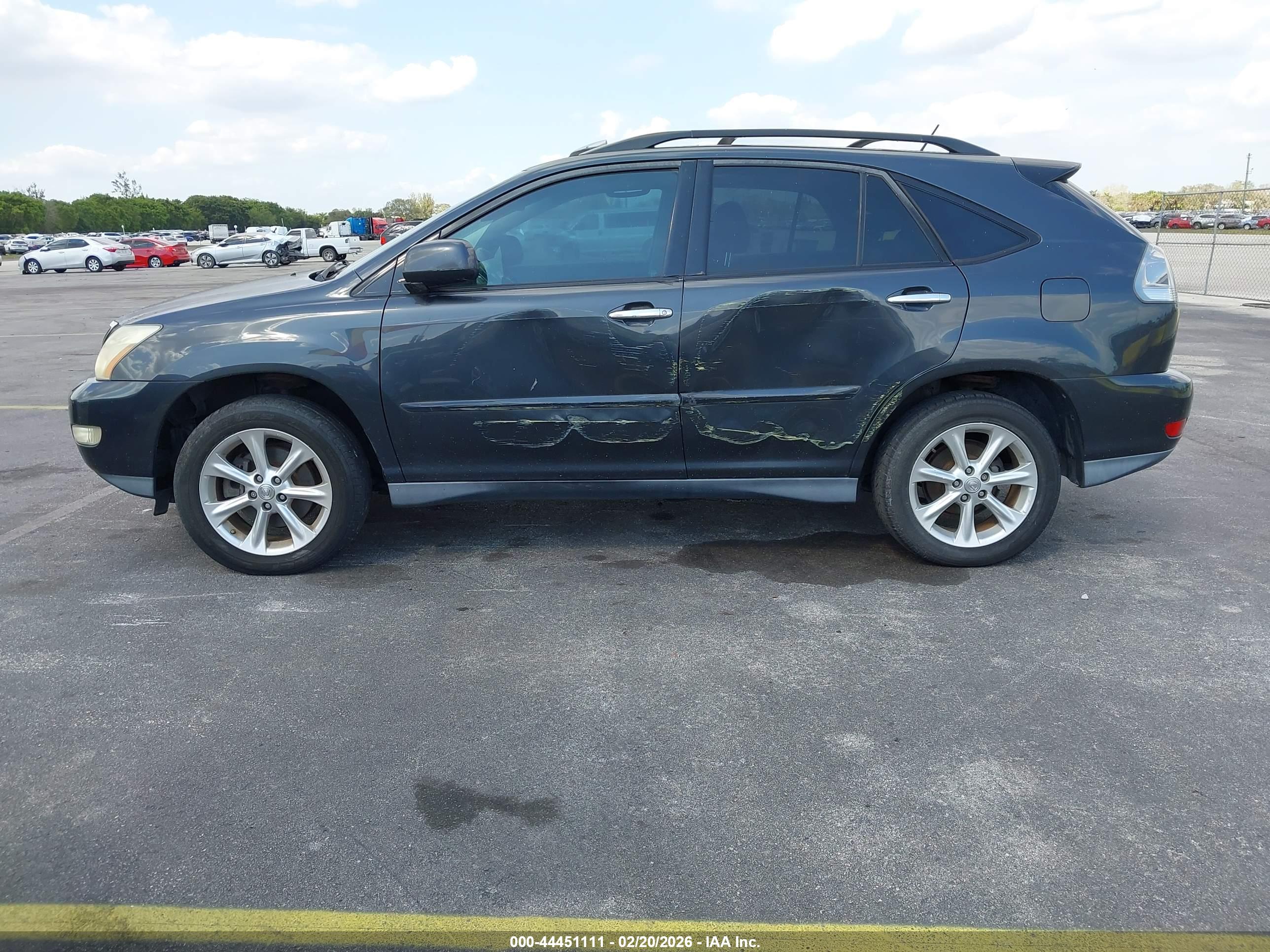 LEXUS RX image 6