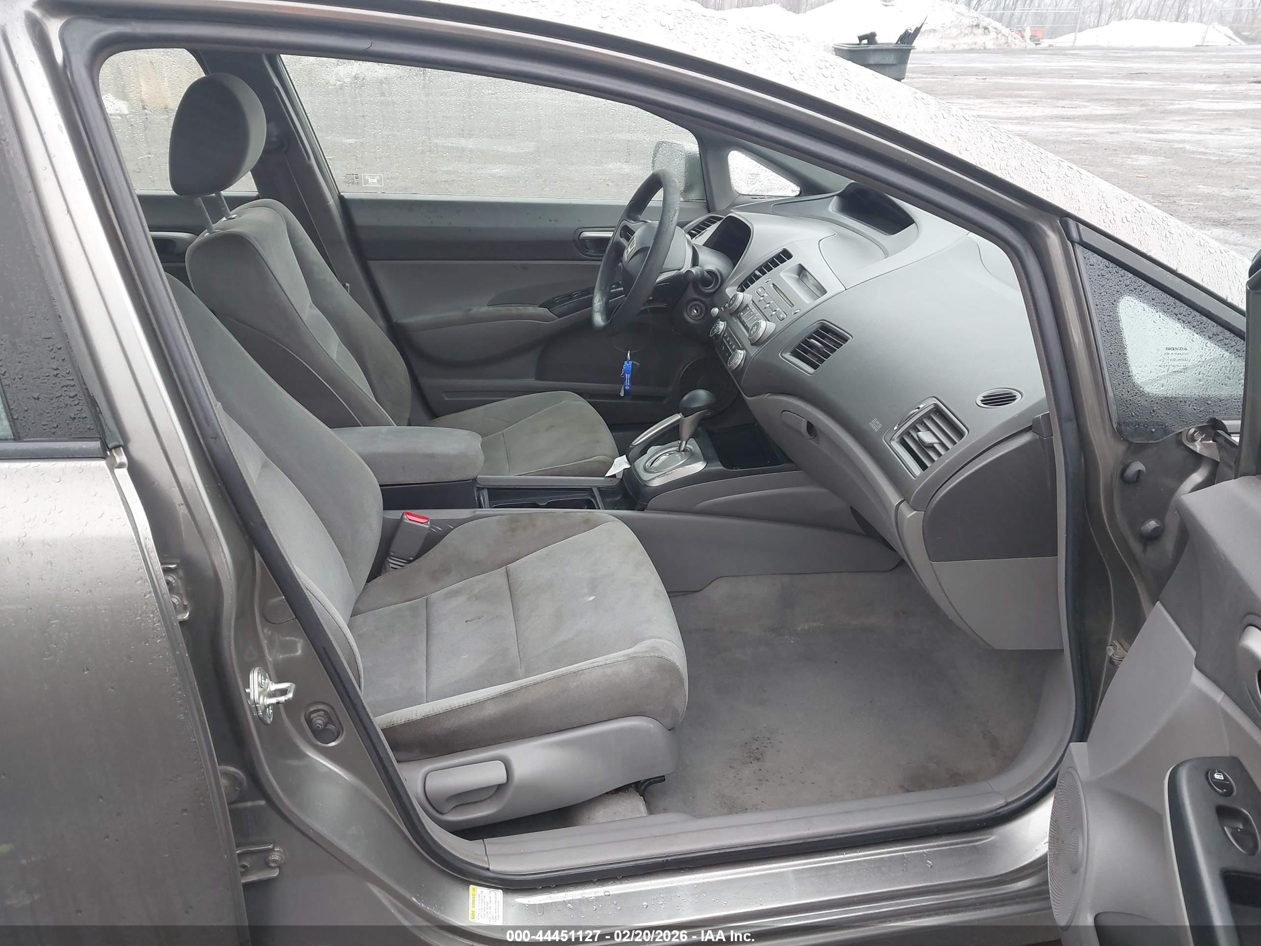 HONDA CIVIC image 5