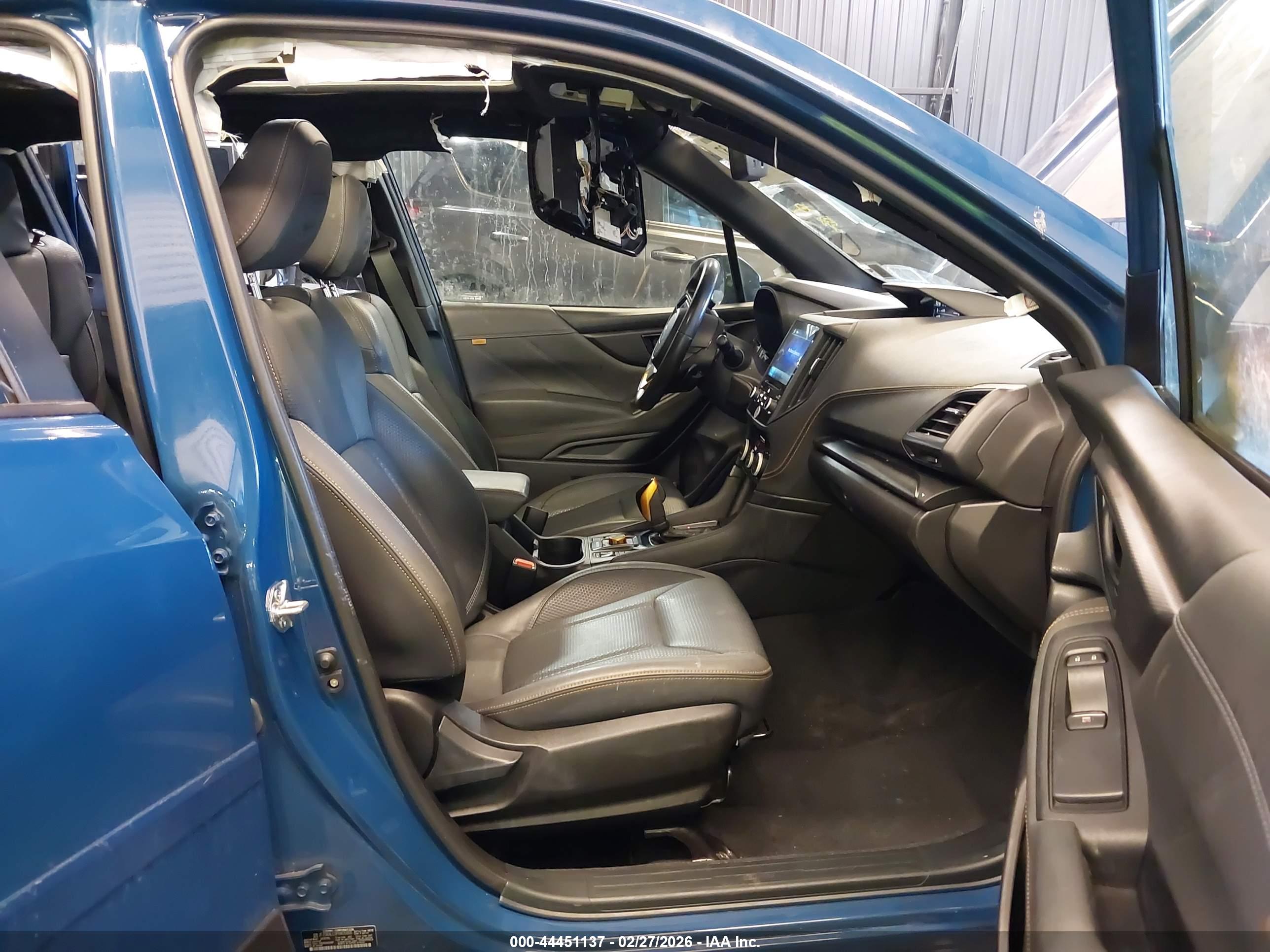 SUBARU FORESTER image 5