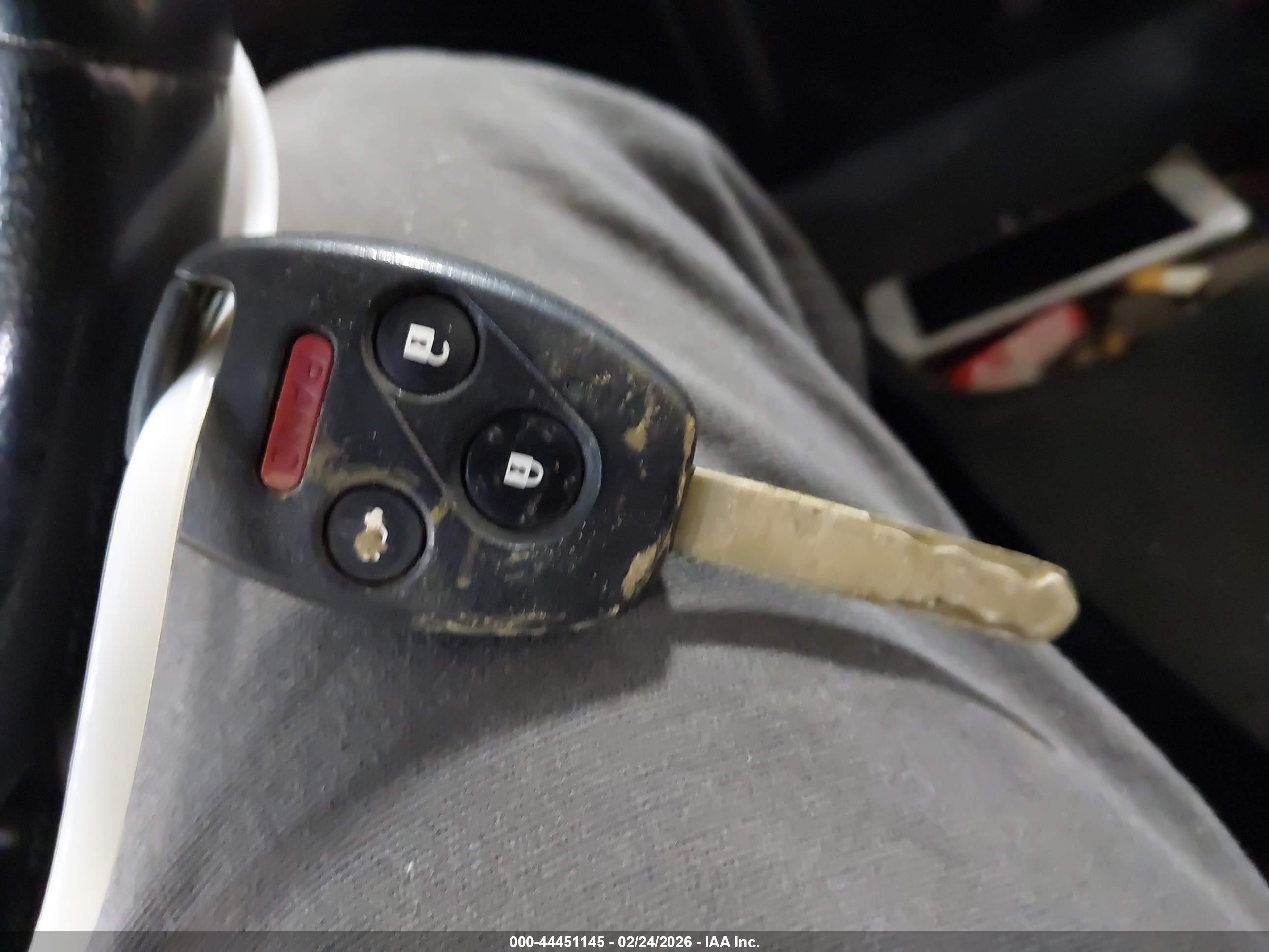 HONDA CIVIC image 11
