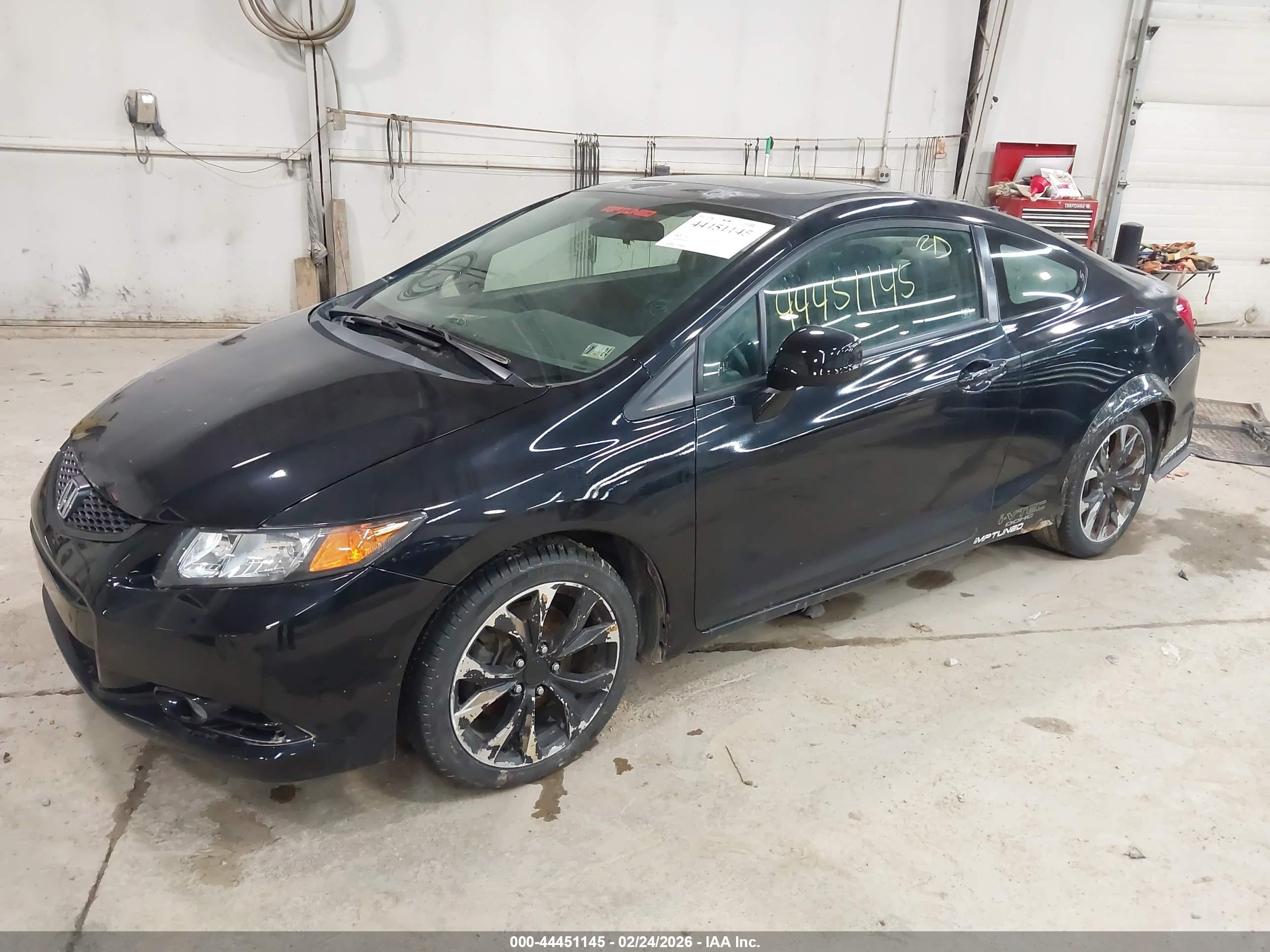 HONDA CIVIC image 2