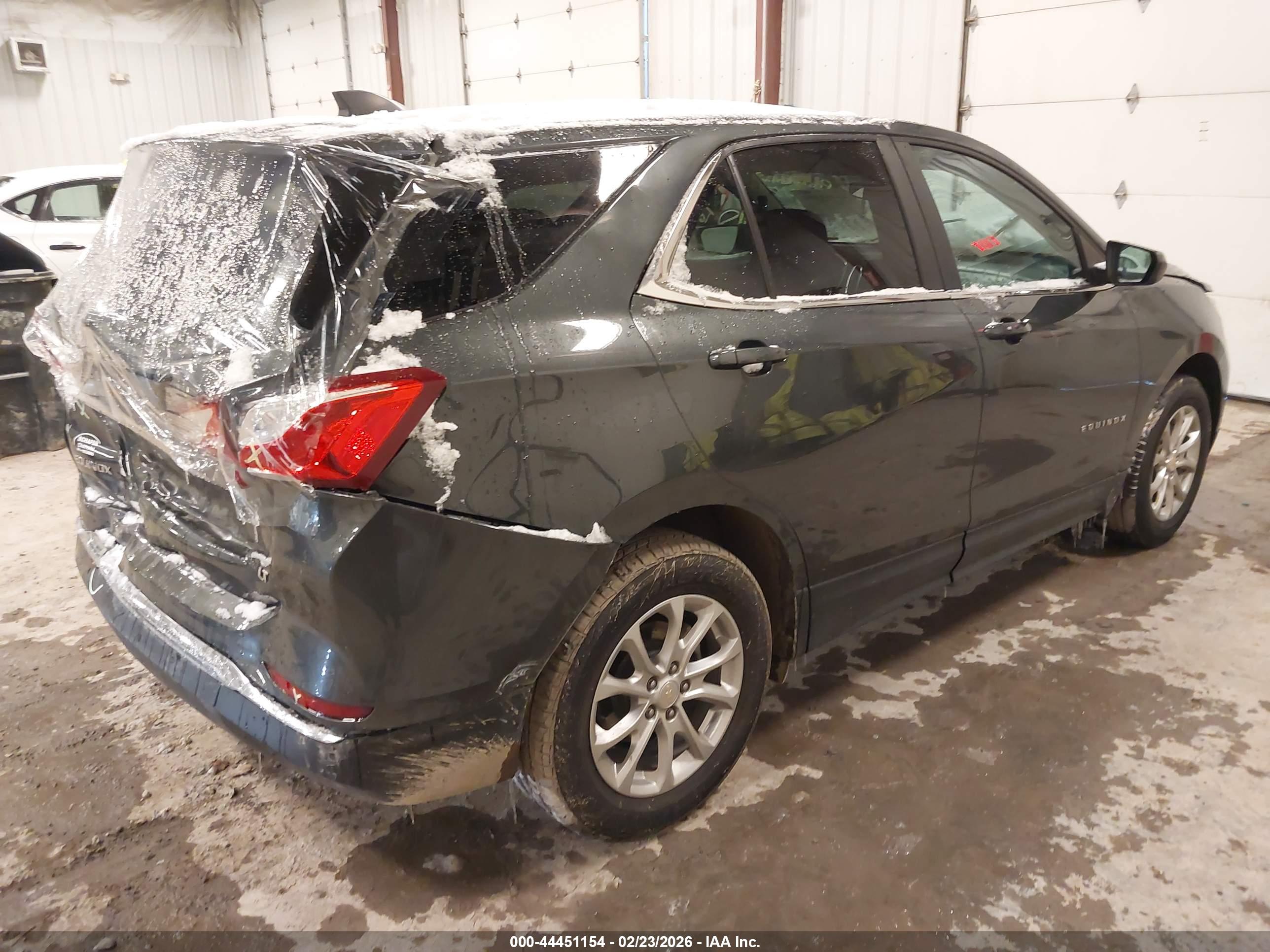 CHEVROLET EQUINOX image 4