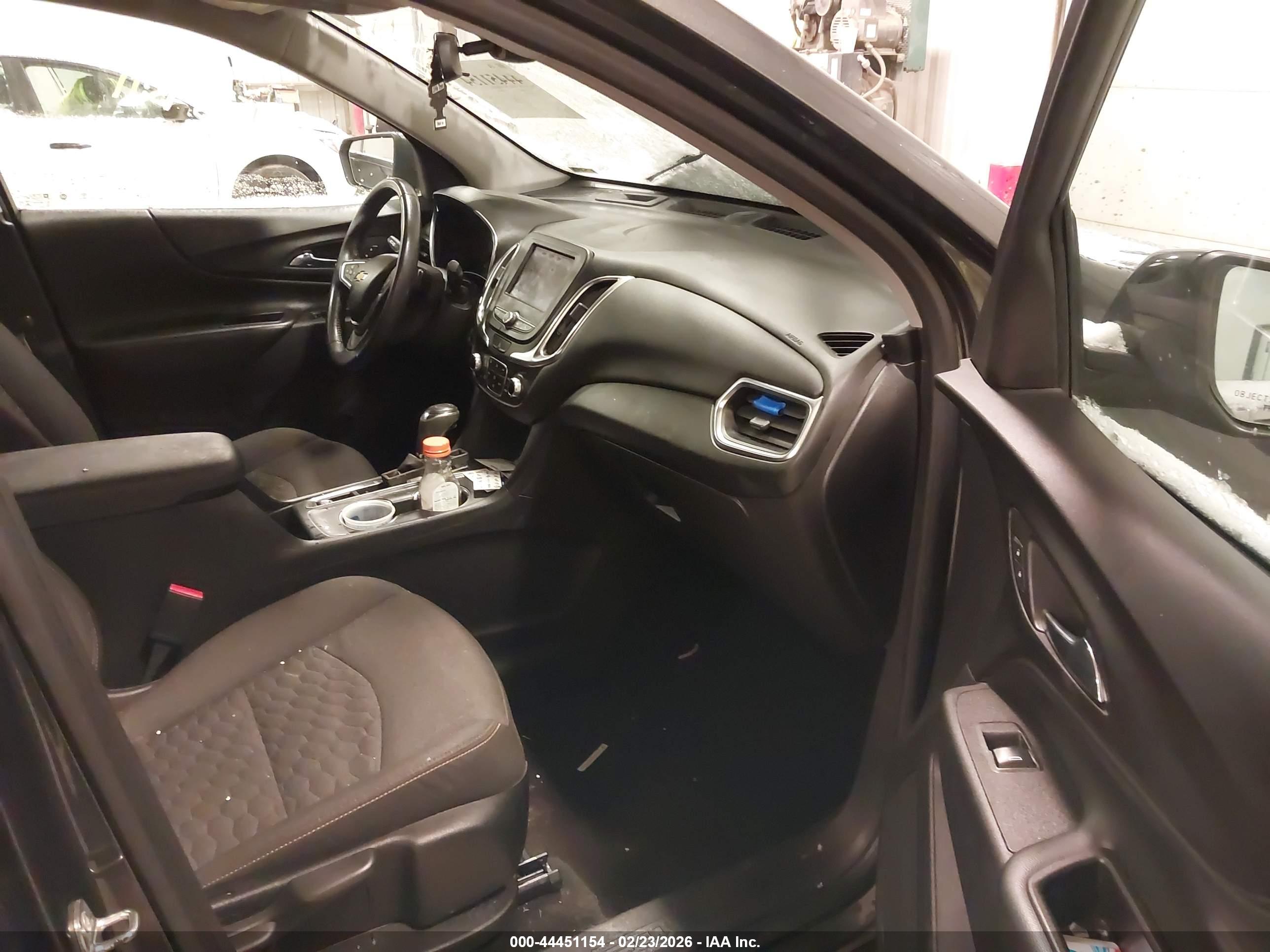 CHEVROLET EQUINOX image 5