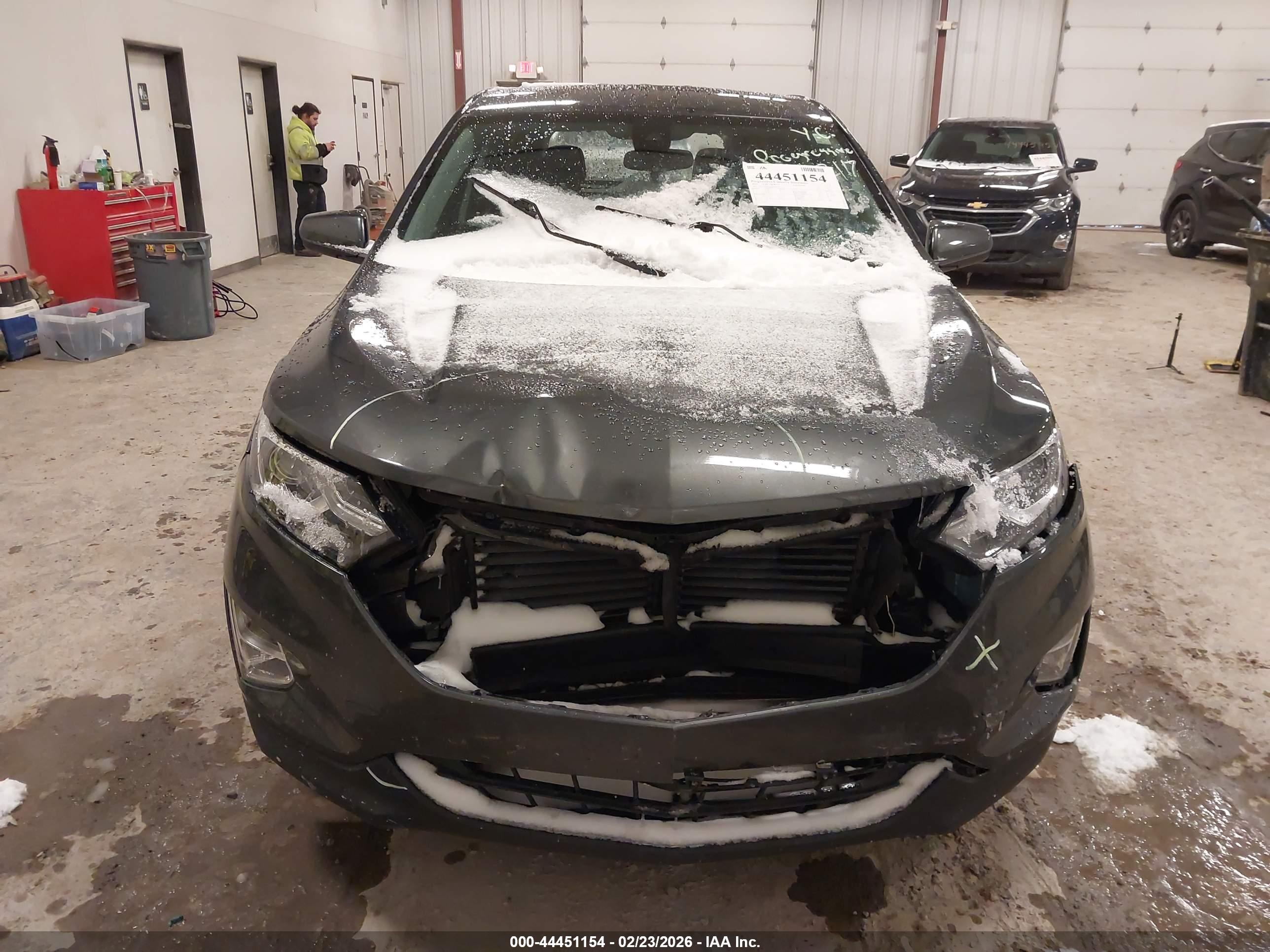 CHEVROLET EQUINOX image 6