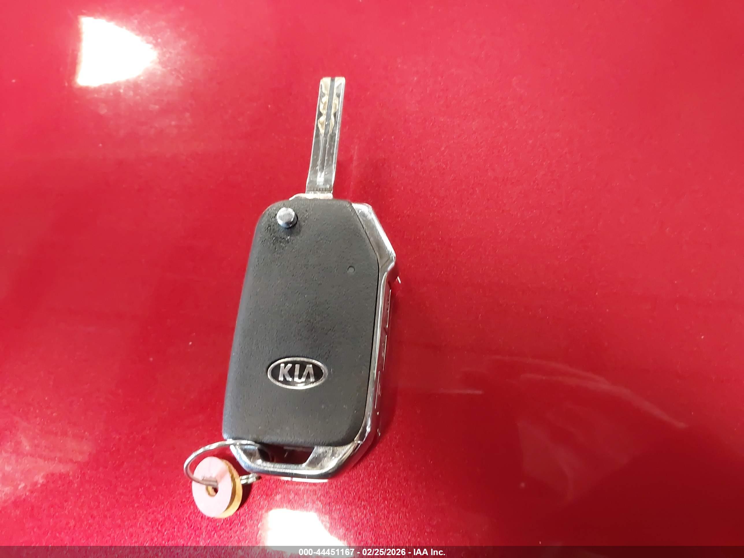 KIA SPORTAGE image 11