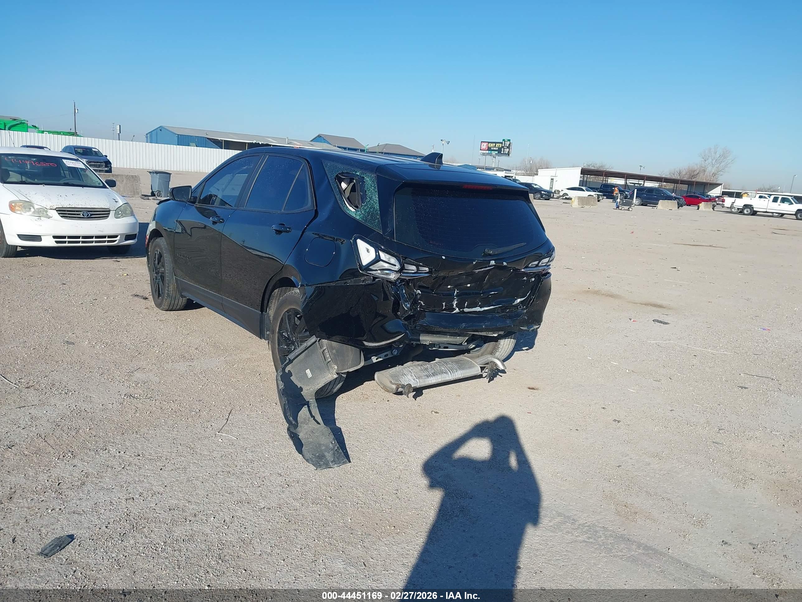 CHEVROLET EQUINOX image 6