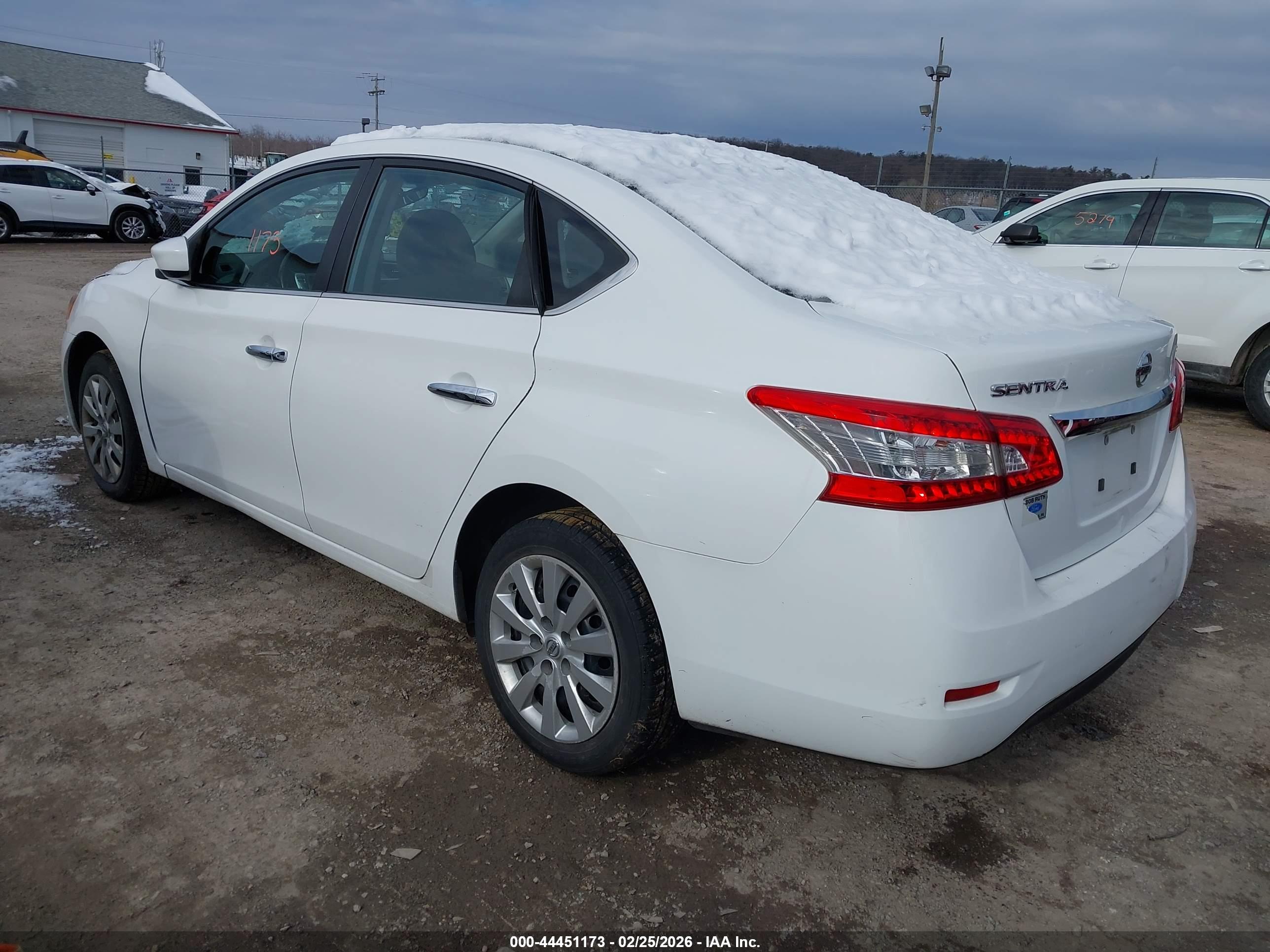 NISSAN SENTRA image 3