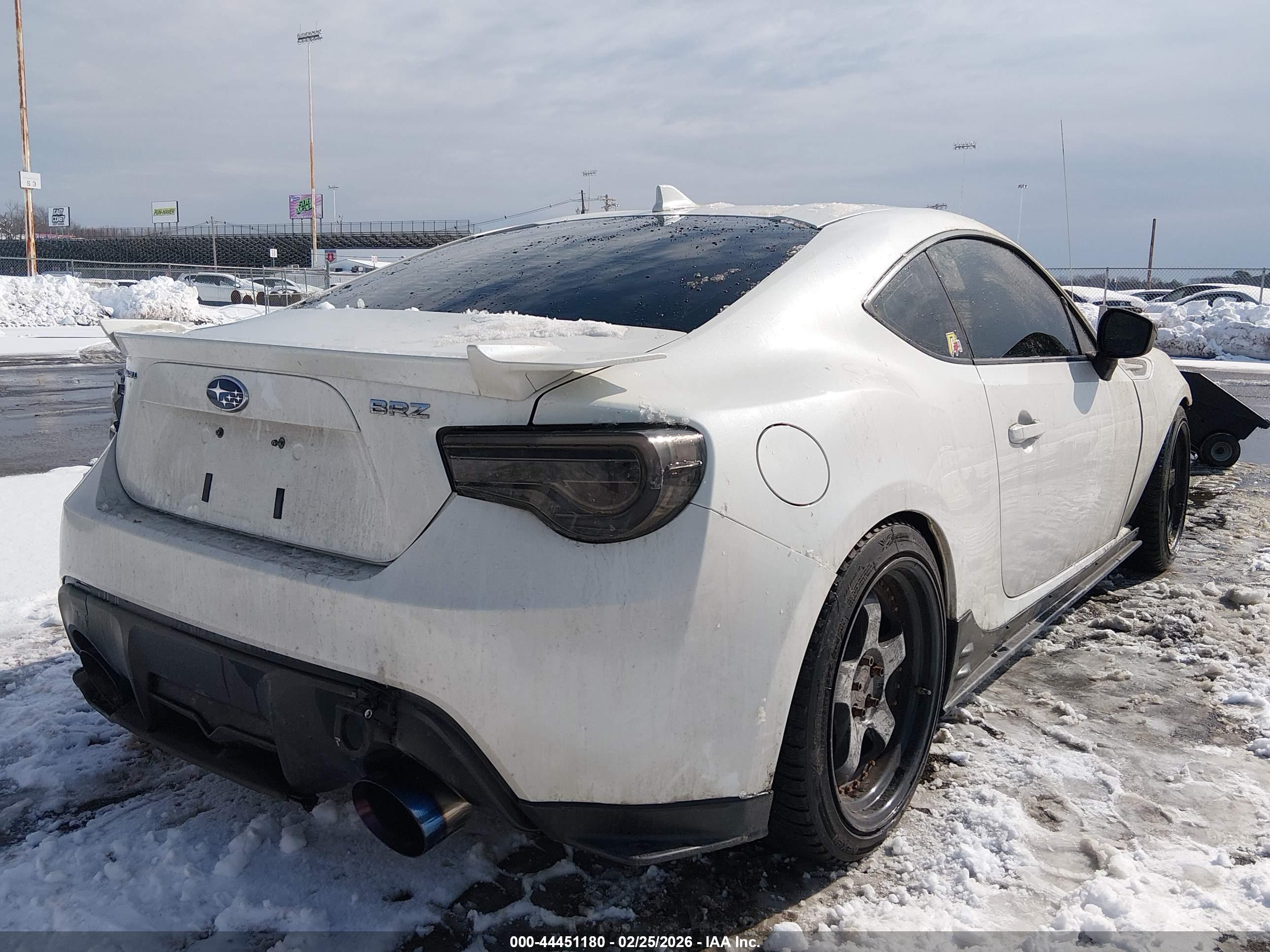 SUBARU BRZ image 4