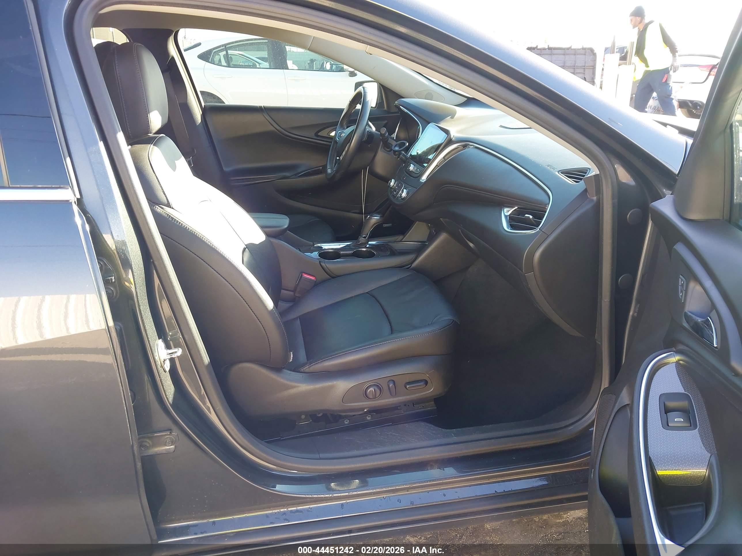 CHEVROLET MALIBU image 5