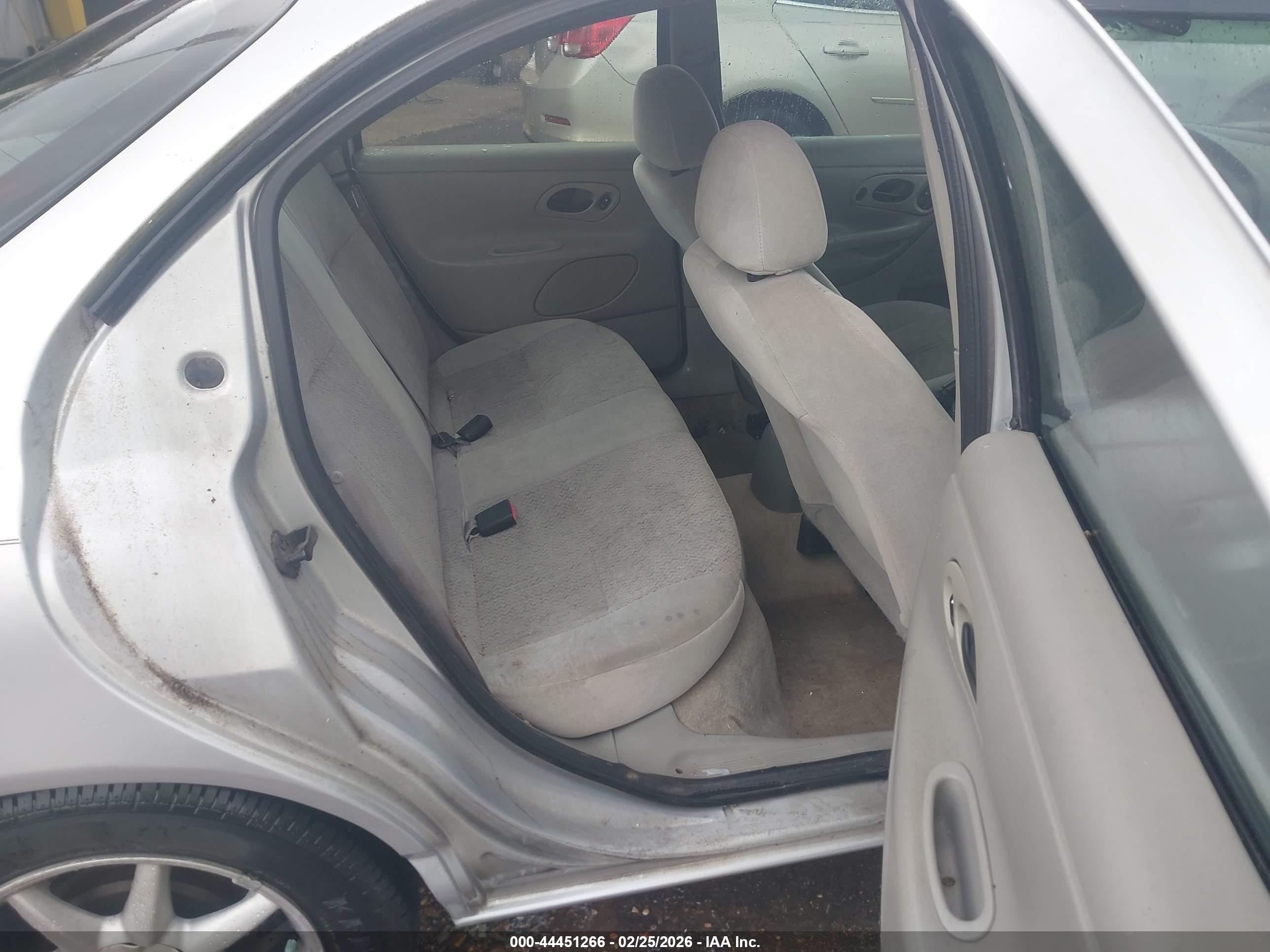FORD CONTOUR image 8