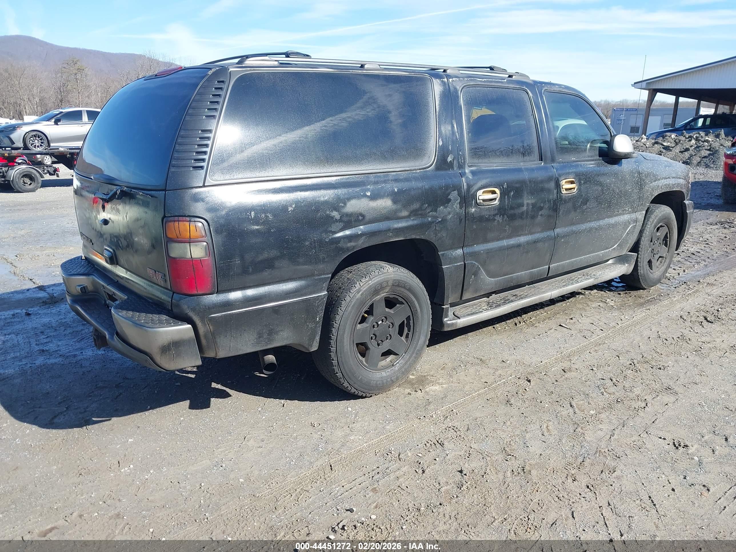 GMC YUKON image 4
