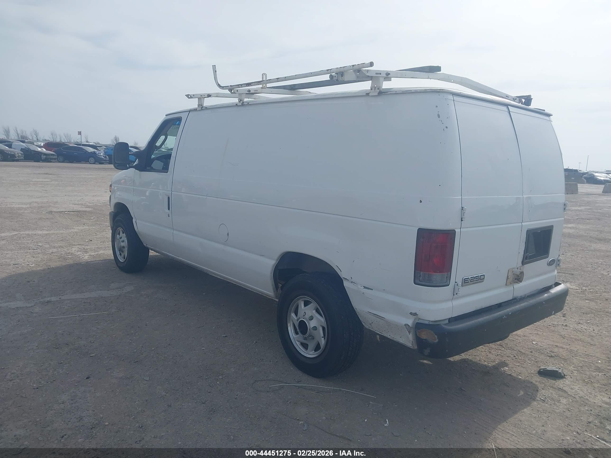 FORD E-250 image 3
