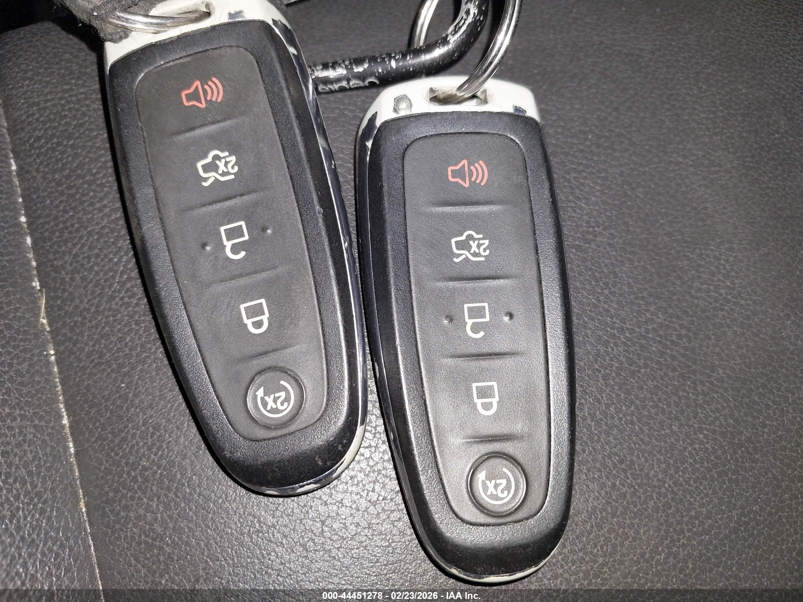 FORD ESCAPE image 11