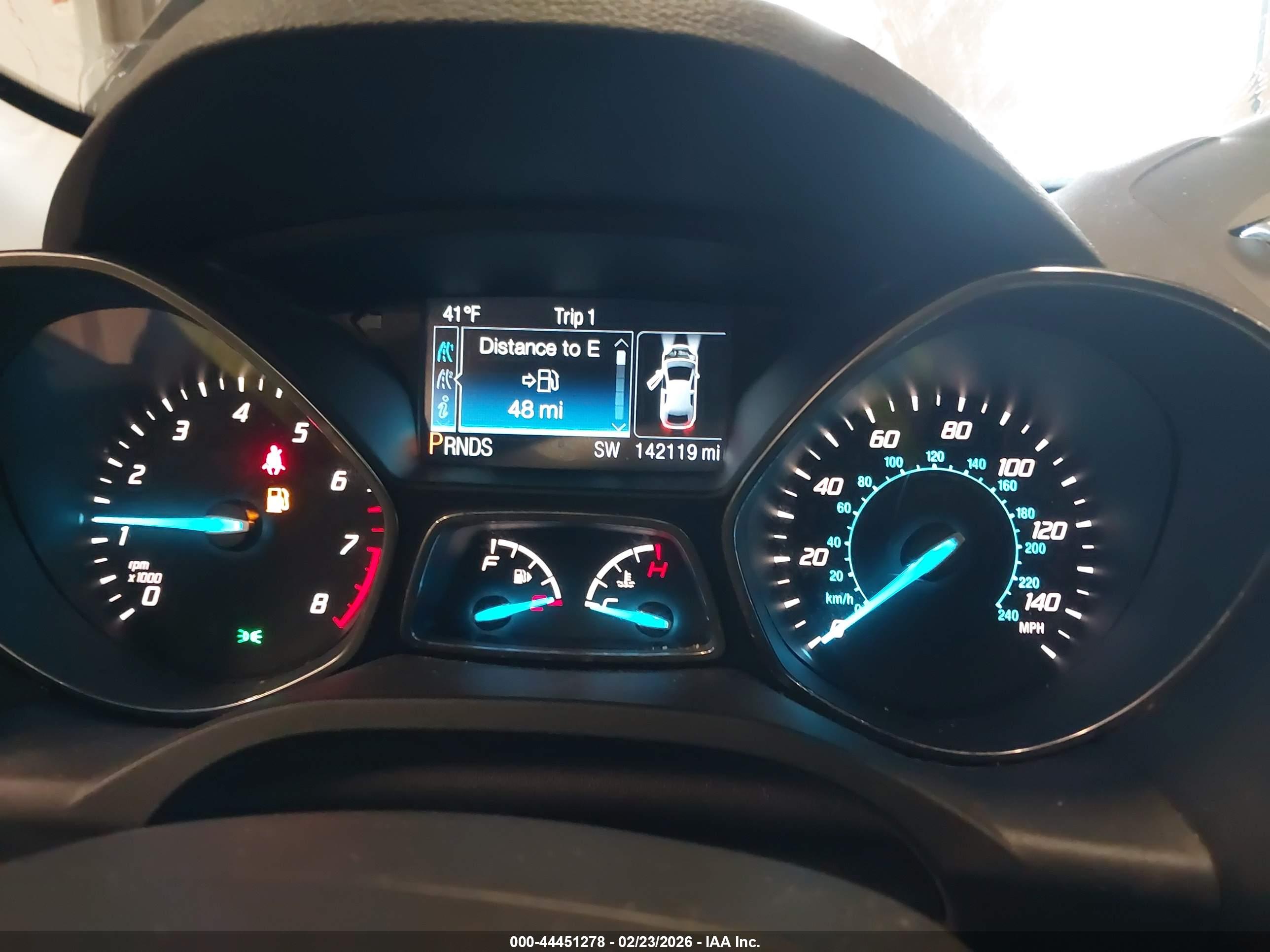 FORD ESCAPE image 7