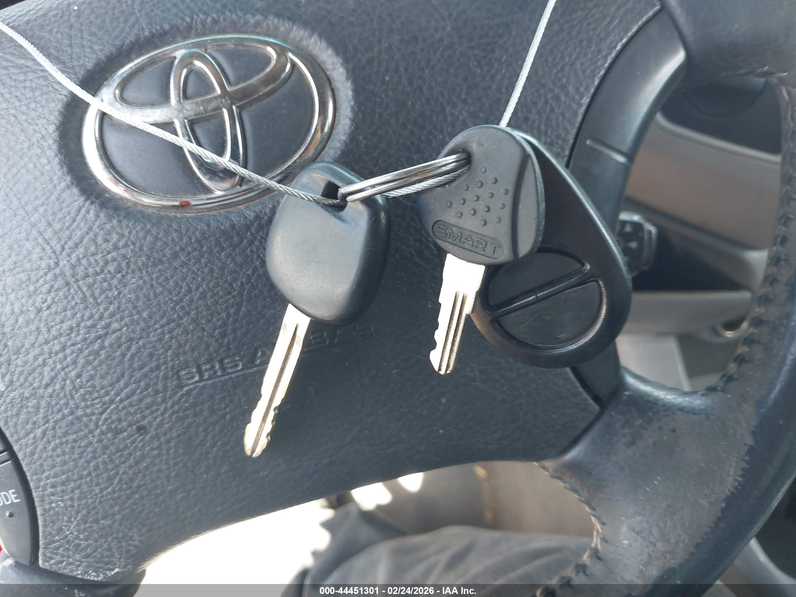 TOYOTA TACOMA image 11