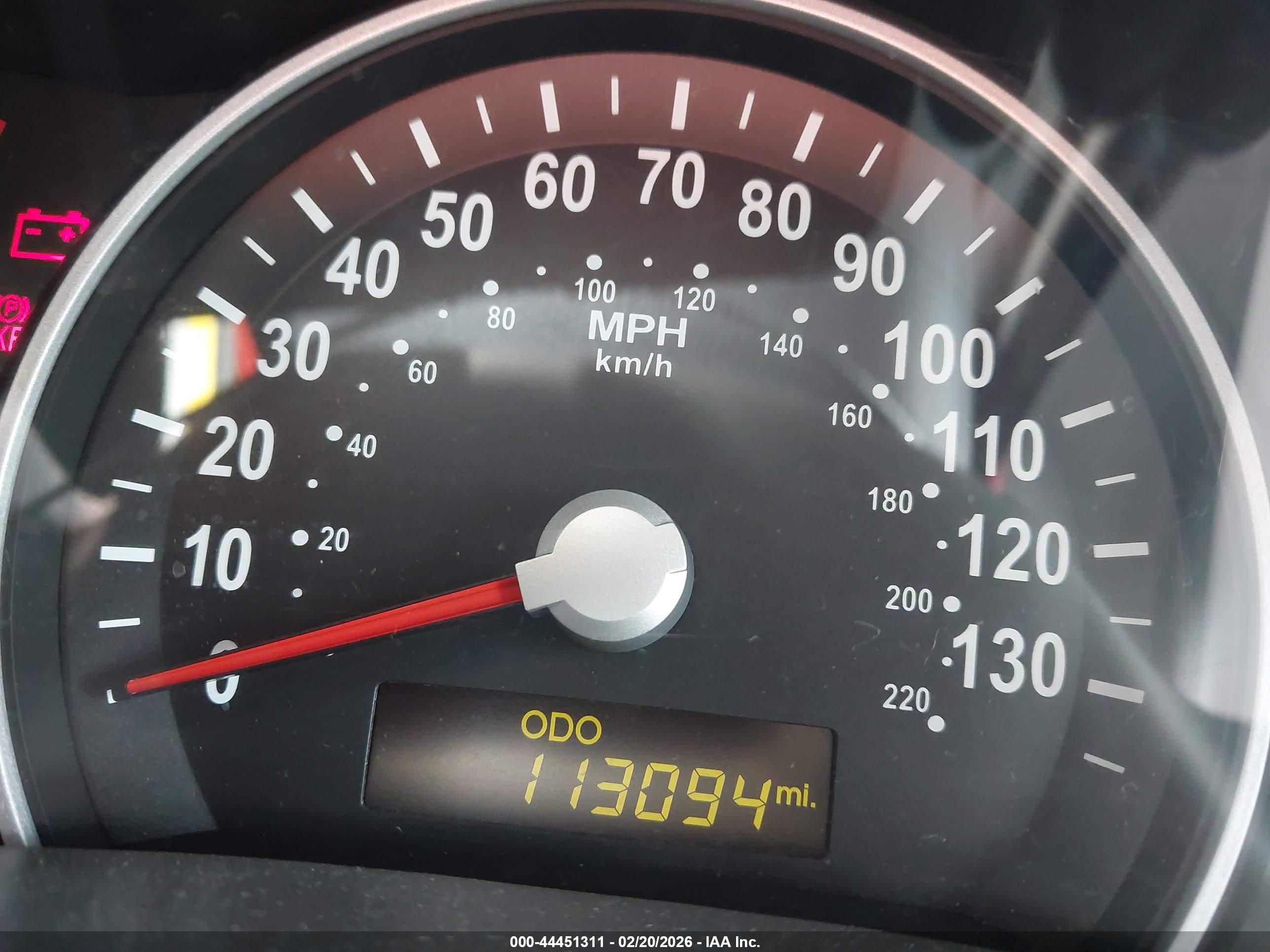 KIA SEDONA image 7