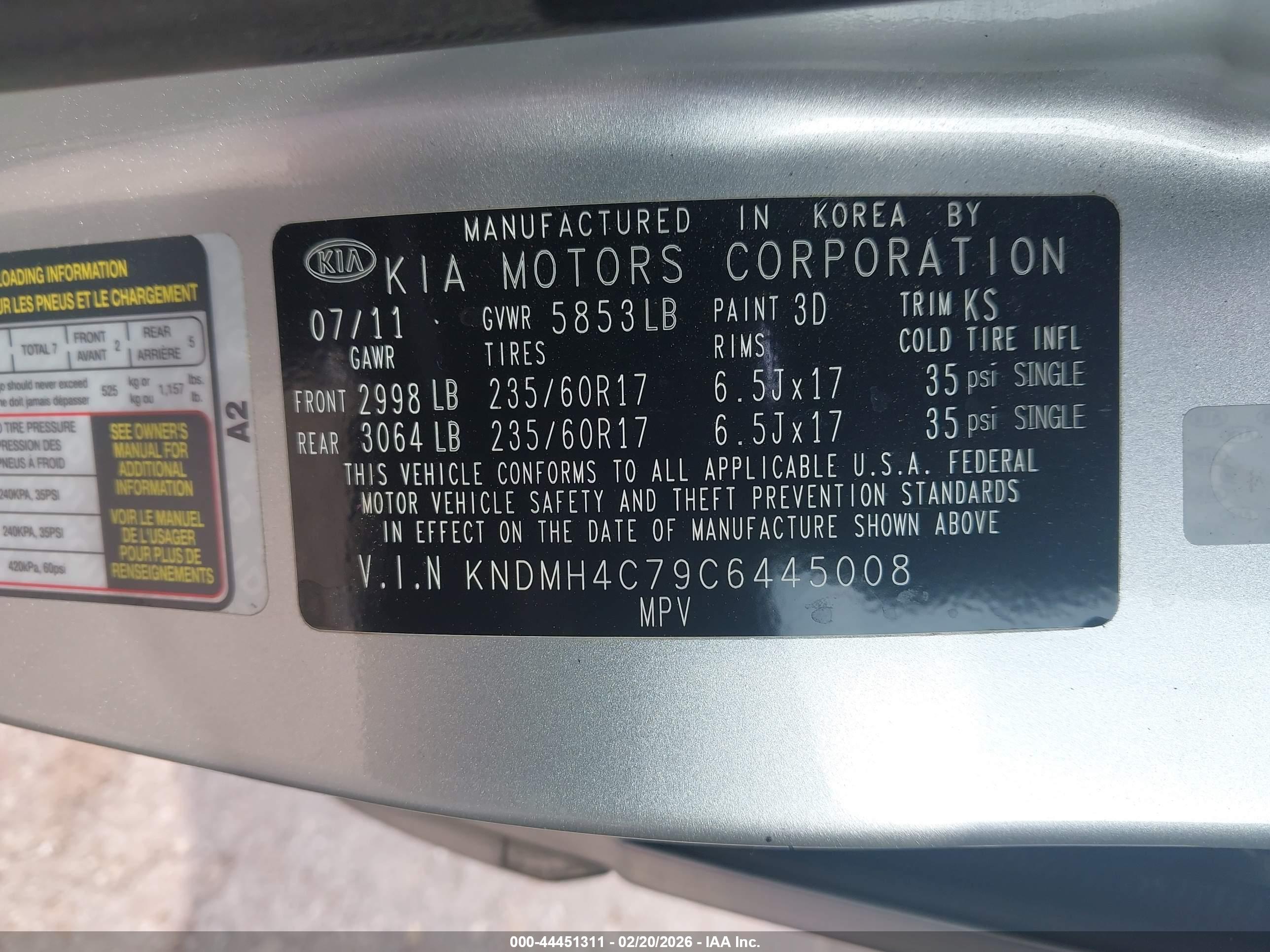KIA SEDONA image 9