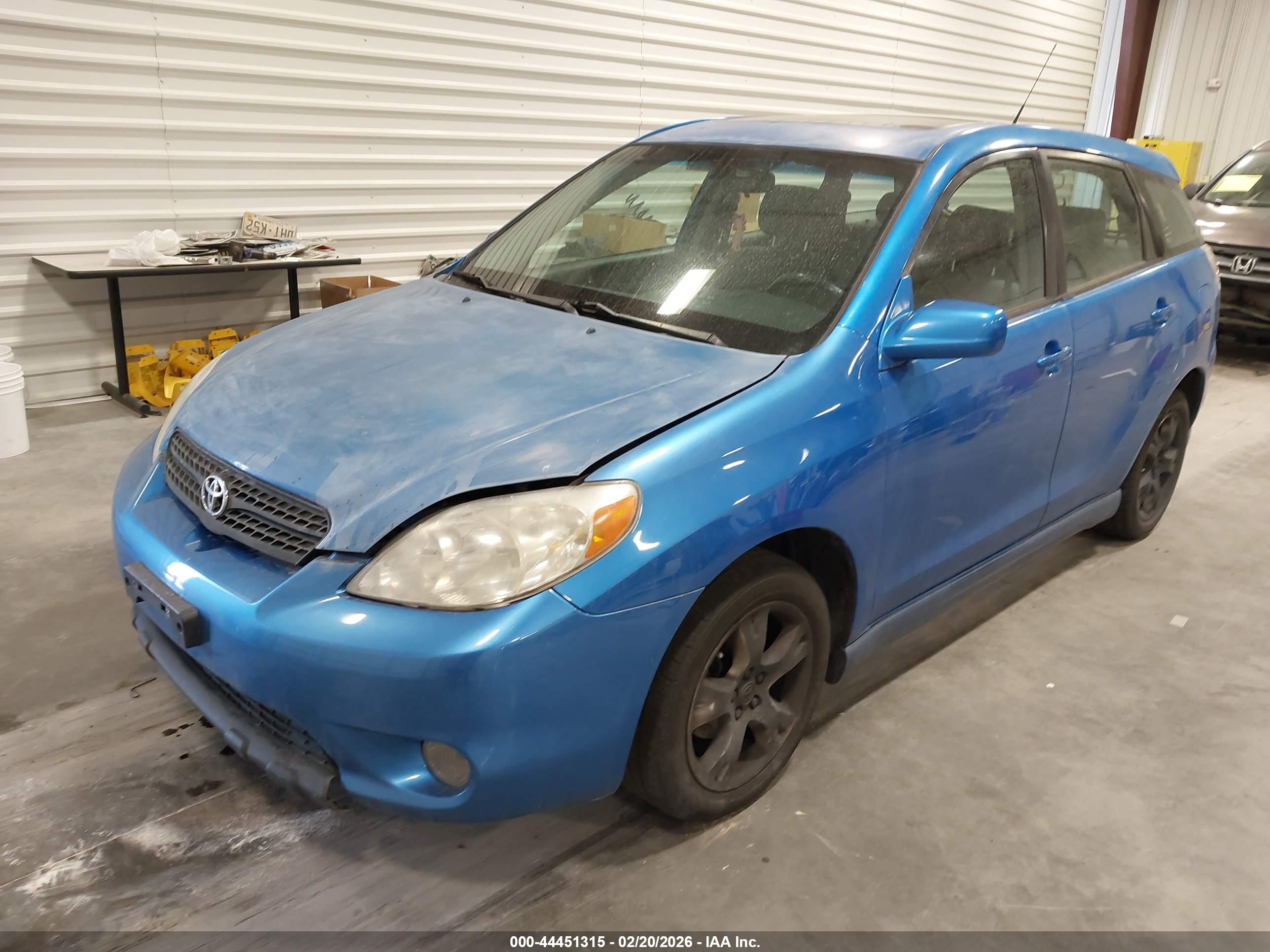 TOYOTA MATRIX image 2