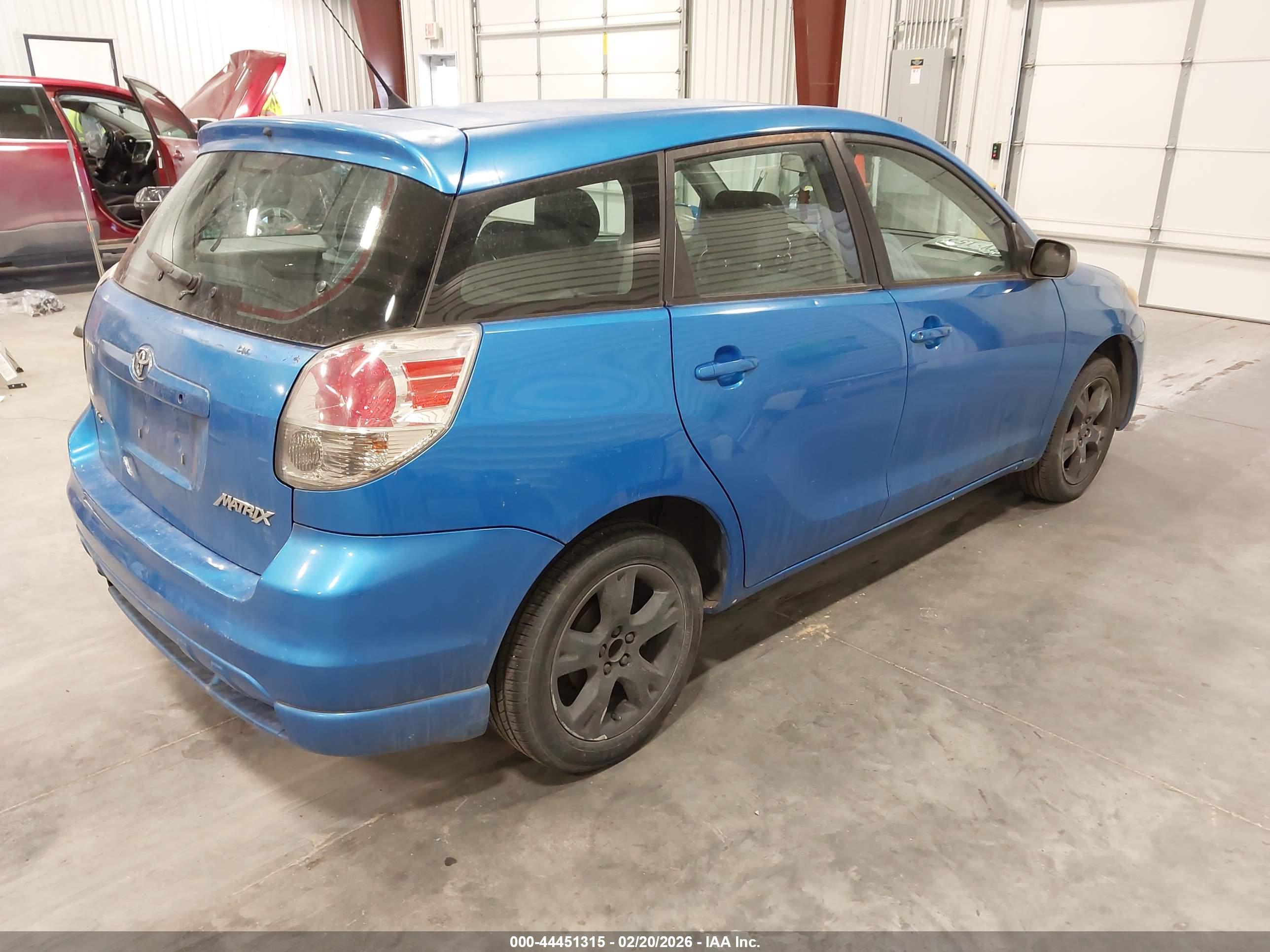 TOYOTA MATRIX image 4