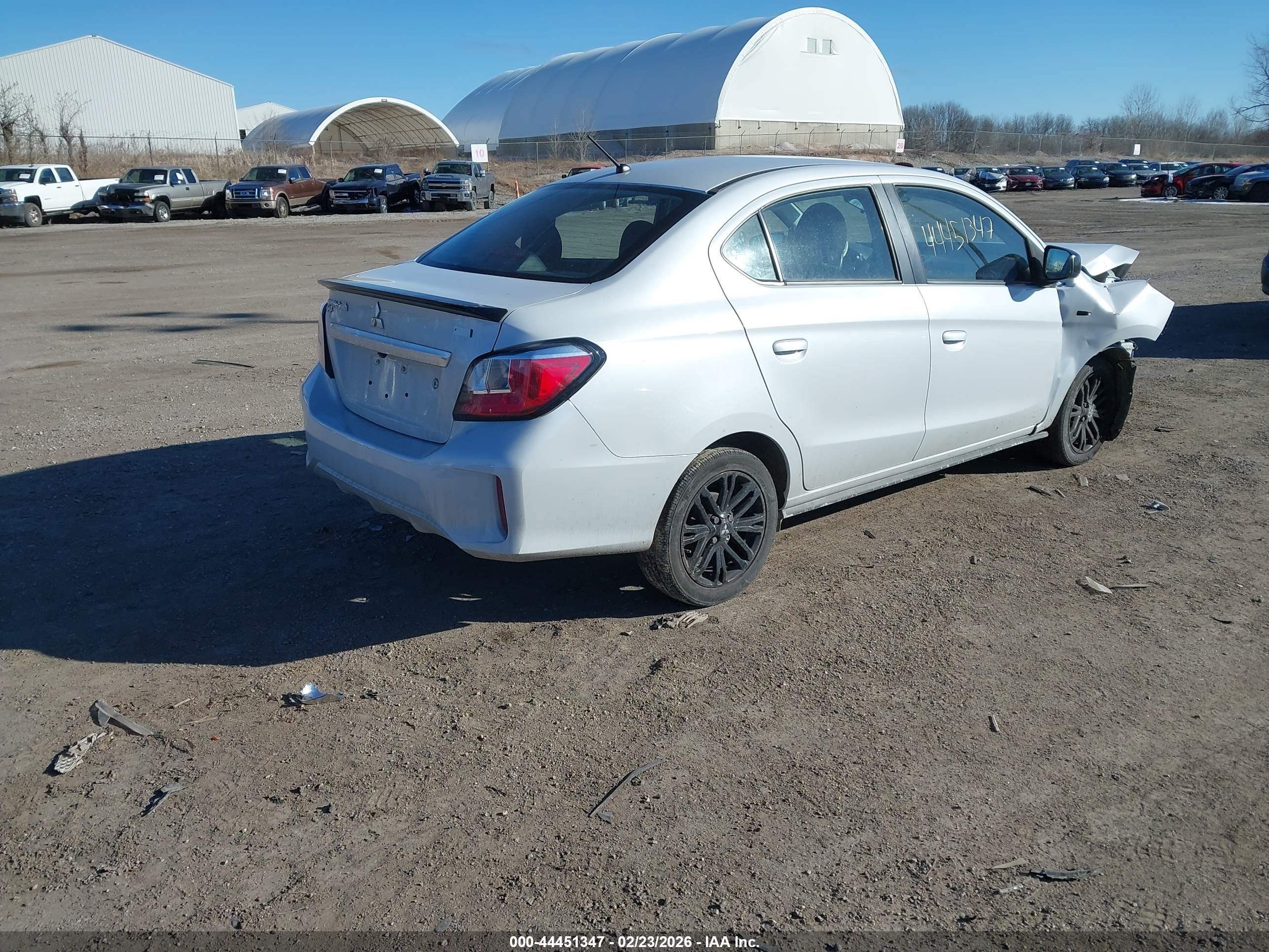 MITSUBISHI MIRAGE image 4